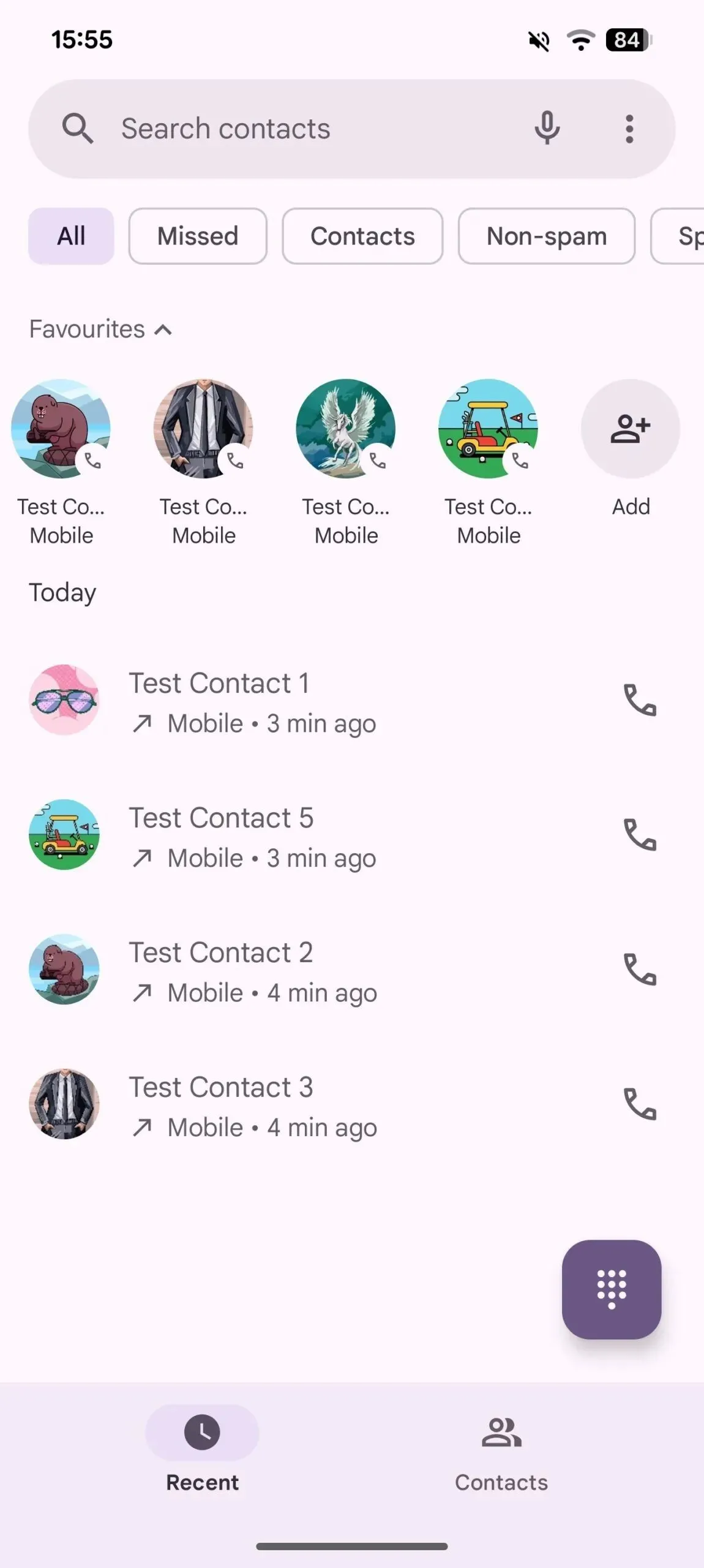Ảnh chụp màn hình hiển thị mục Danh bạ yêu thích (Favorites) trong ứng dụng Google Phone nằm ở đầu danh sách cuộc gọi gần đây (Recent)