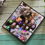 Màn hình gập bên trong của Samsung Galaxy Z Fold 6
