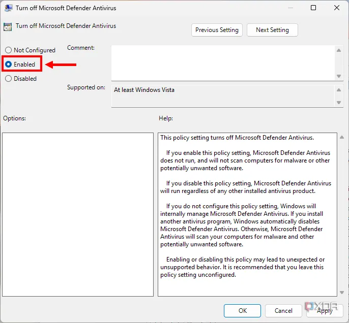 Ảnh chụp màn hình chính sách Group Policy Editor được đặt thành Enabled để tắt Microsoft Defender