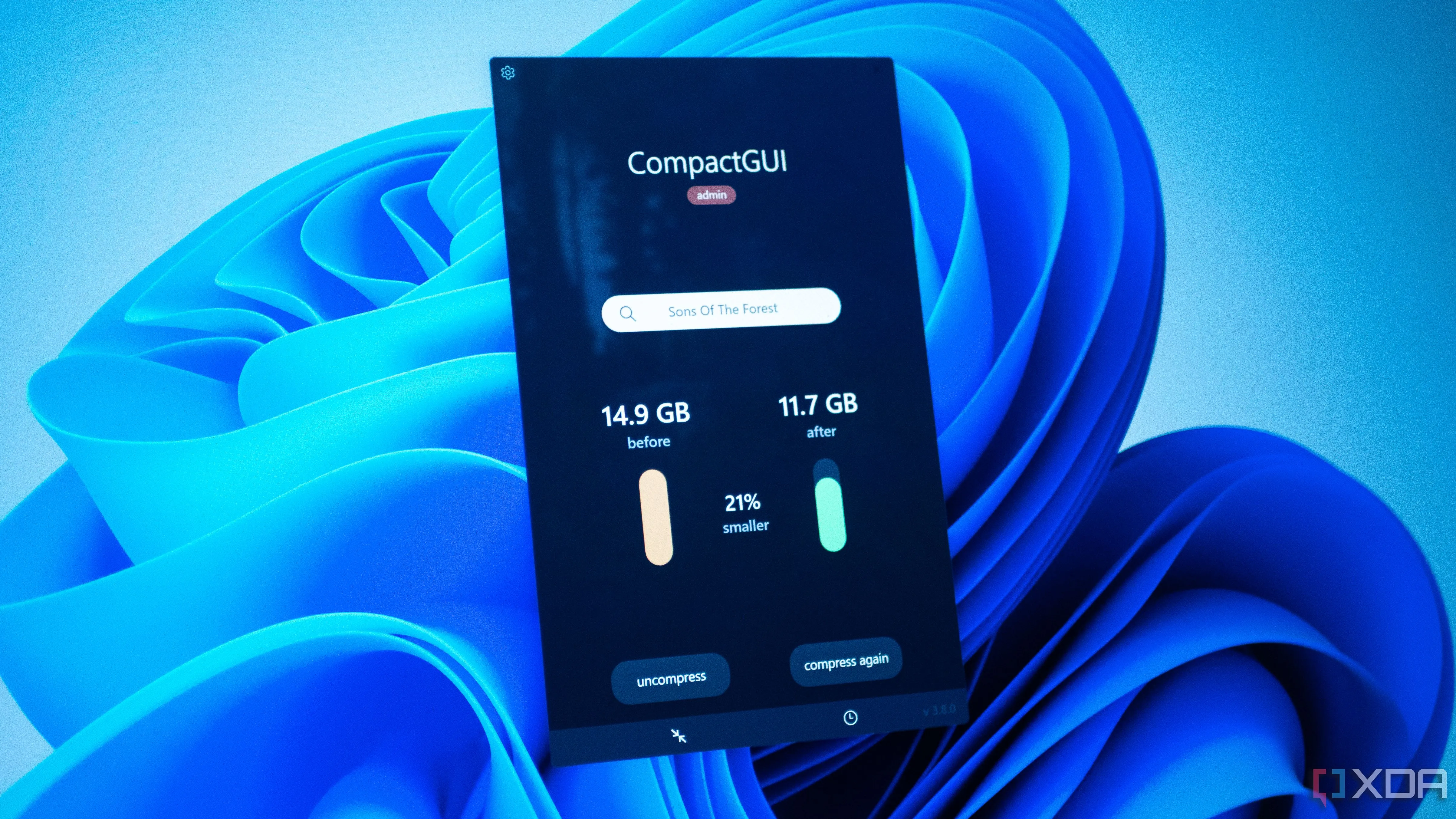 CompactGUI chạy trên Windows 11, hiển thị Sons of the Forest giảm 21% dung lượng
