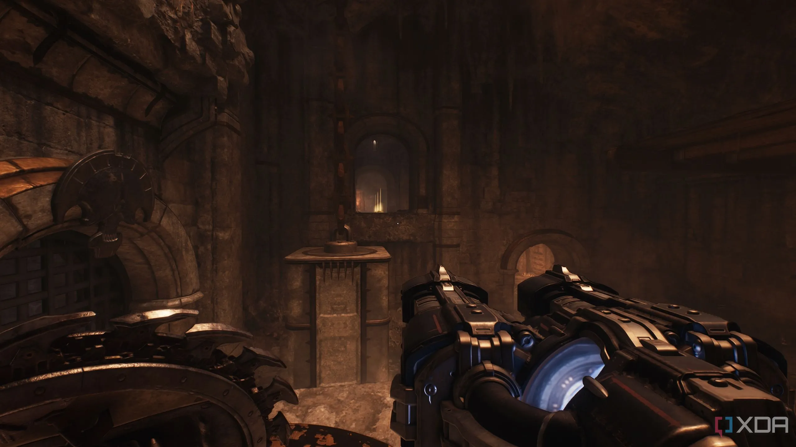 Doom Slayer đứng trên một chiếc hộp, chuẩn bị di chuyển đến khu vực bí mật 11.
