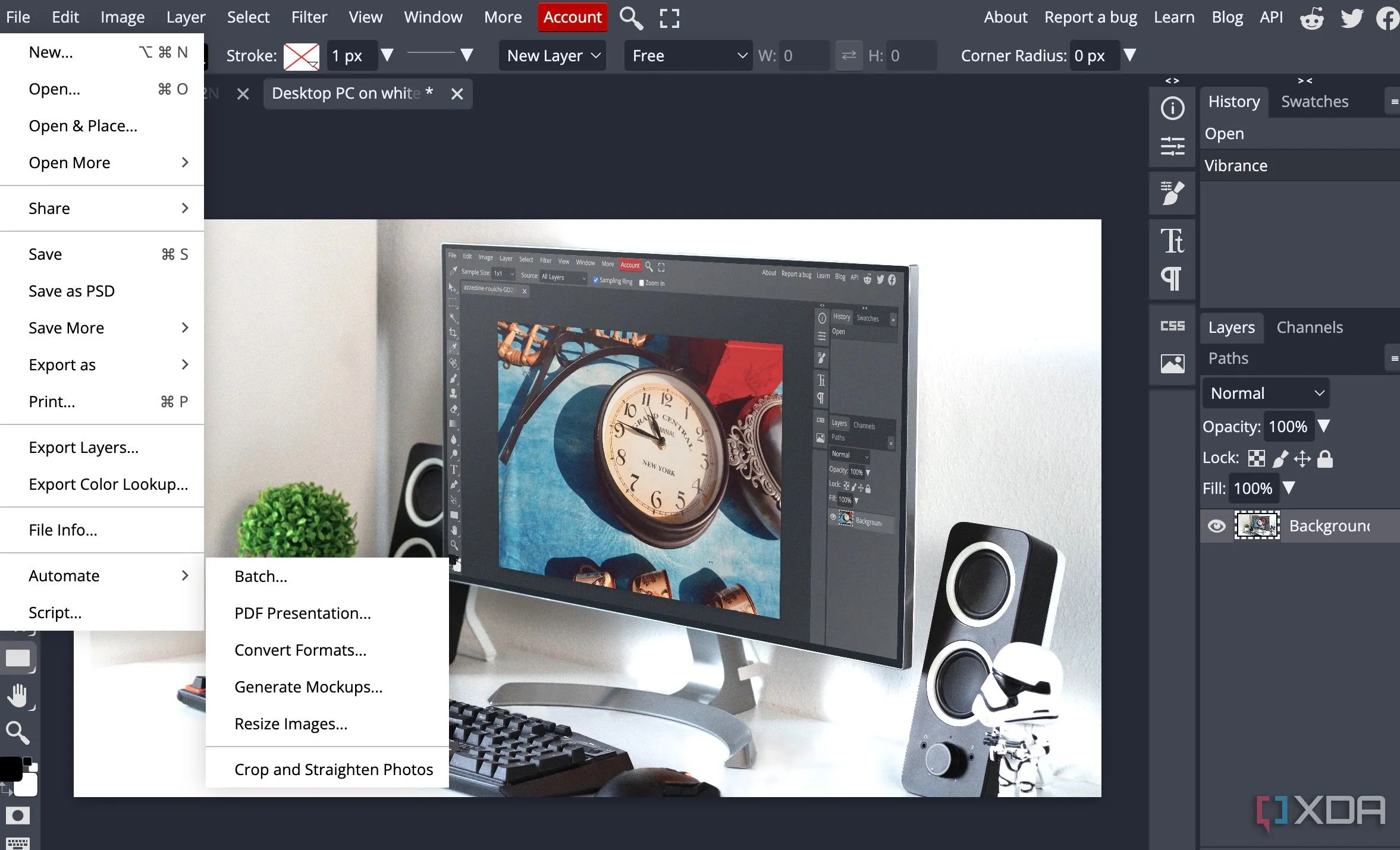 Giao diện tính năng tự động hóa và bảng điều khiển script trong Photopea, cho phép người dùng tùy chỉnh và tăng tốc quy trình làm việc.