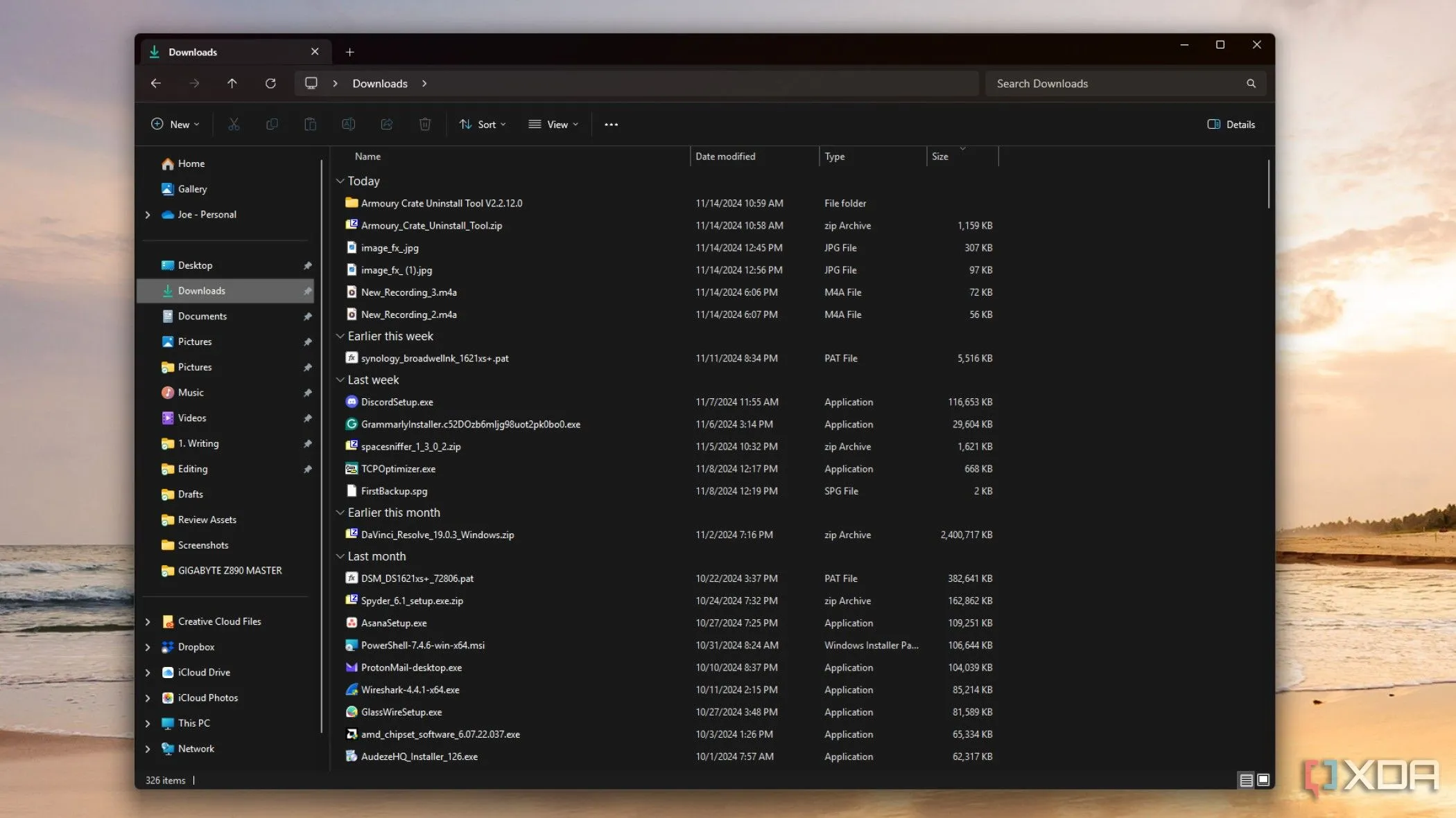 Giao diện Windows File Explorer hiển thị thư mục Tải xuống (Downloads) đã được sắp xếp gọn gàng, minh họa hiệu quả quản lý tệp.