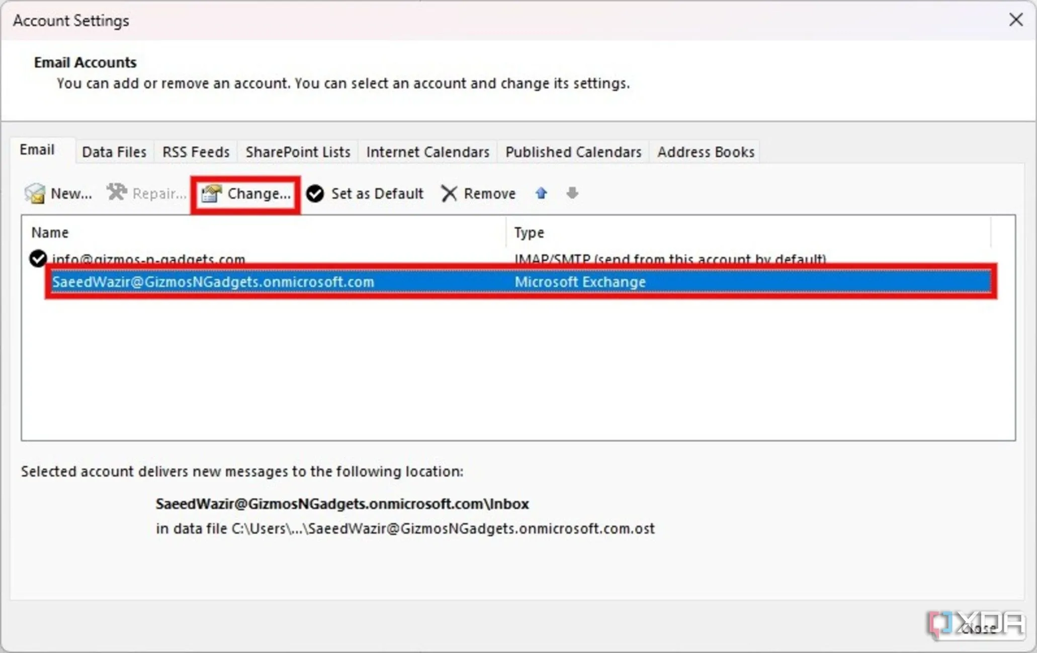 Lựa chọn tài khoản và nút &quot;Thay đổi&quot; trong cài đặt tài khoản Outlook Classic