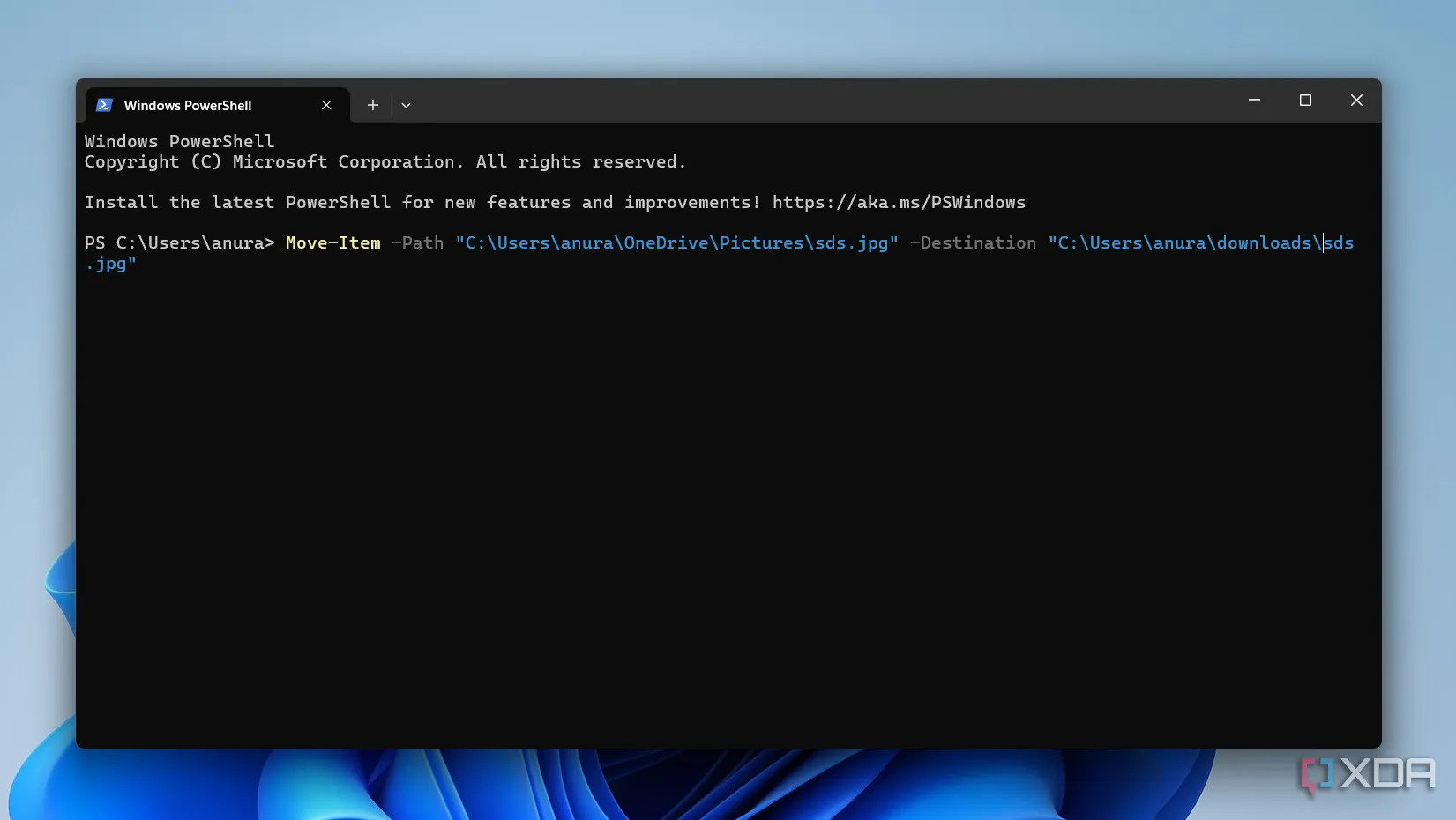 Minh họa lệnh Move-Item trong PowerShell để di chuyển tệp