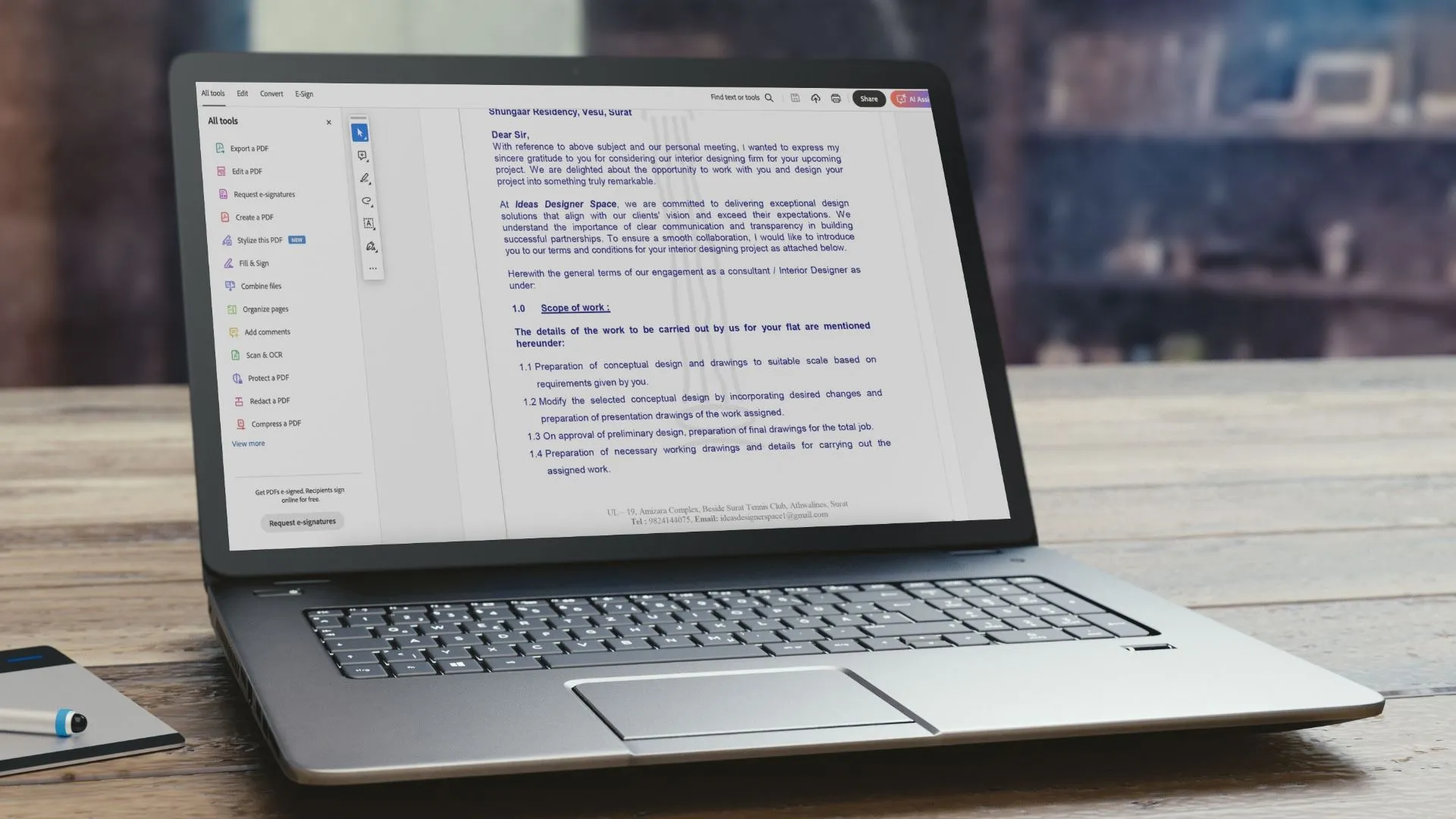 Tạo PDF tương tác với Adobe Acrobat, liên quan đến việc kết hợp nhiều tệp PDF thành một tài liệu duy nhất.