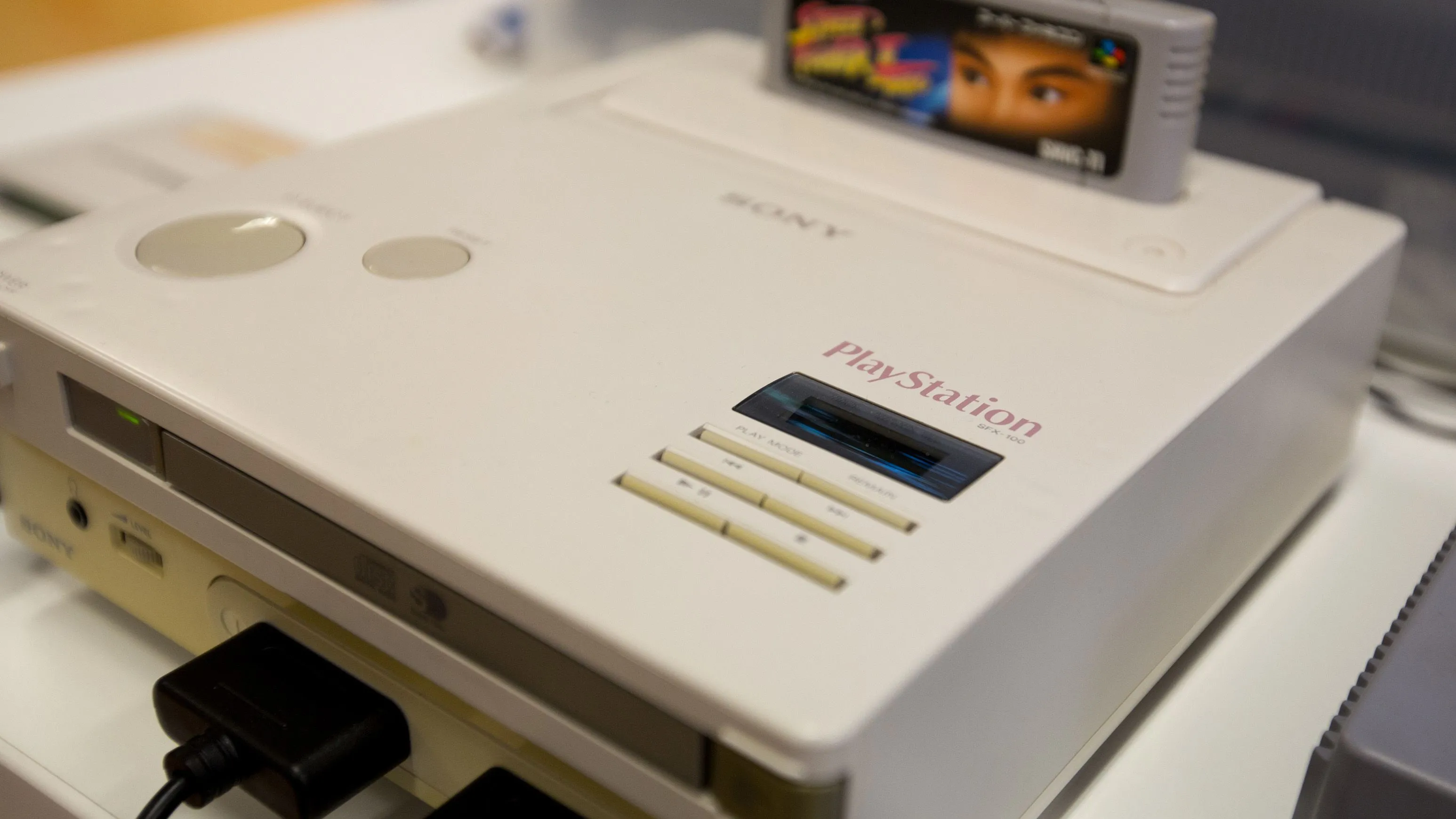 Ảnh minh họa console Nintendo PlayStation prototype, một dự án hợp tác thất bại giữa Nintendo và Sony