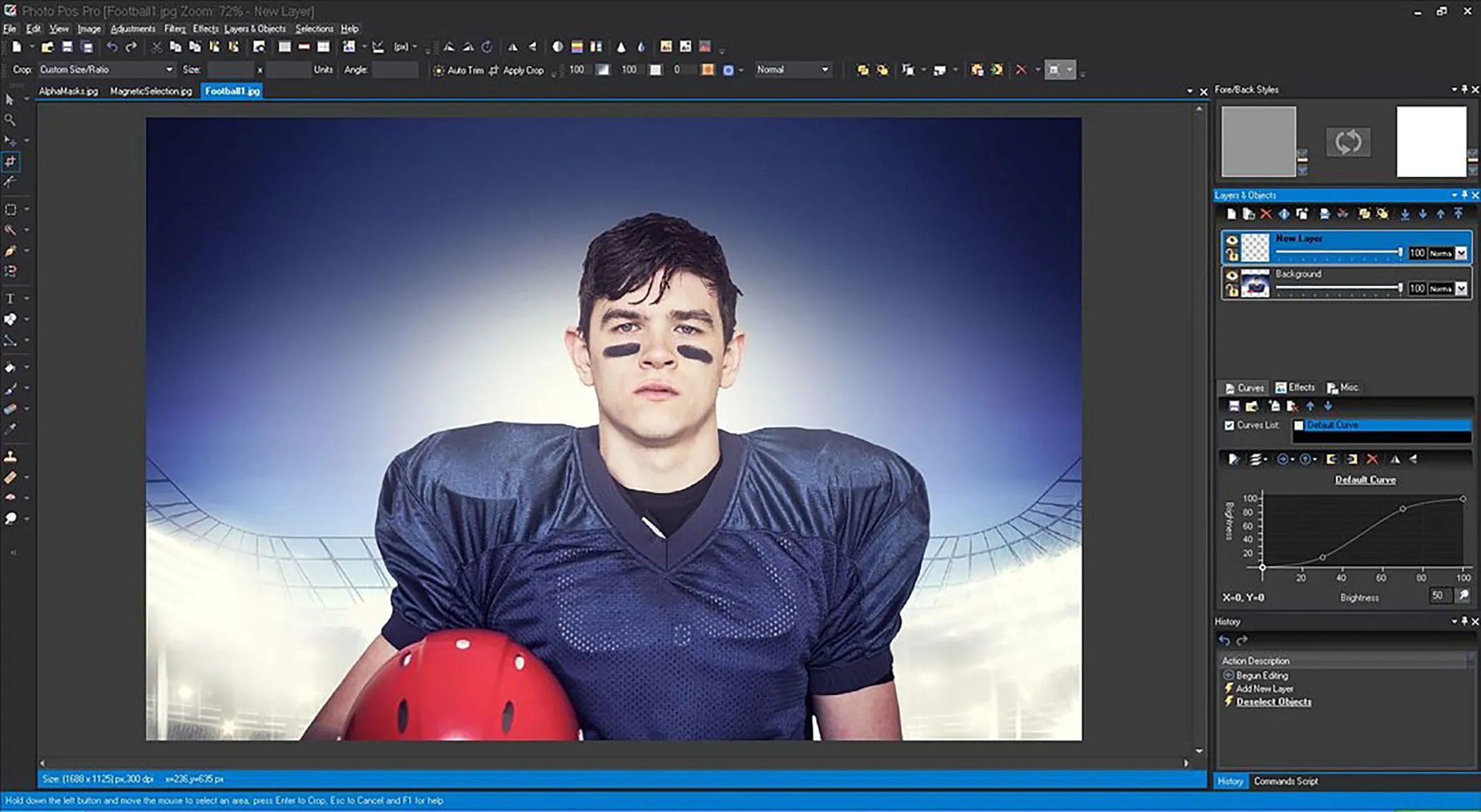 Artboard của Photo Pos Pro hiển thị các lớp và công cụ chỉnh sửa hình ảnh
