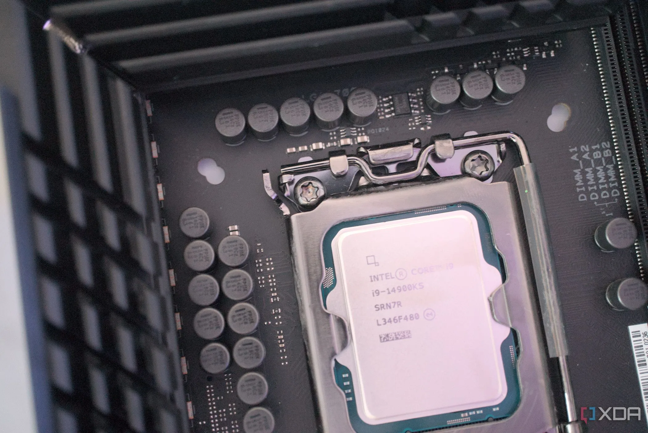 Bộ vi xử lý Intel Core i9-14900KS được cài đặt