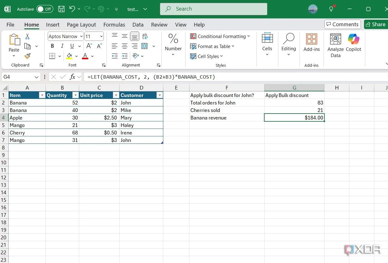 Cách sử dụng hàm LET trong Excel để định nghĩa biến giá chuối, giúp công thức dễ đọc.