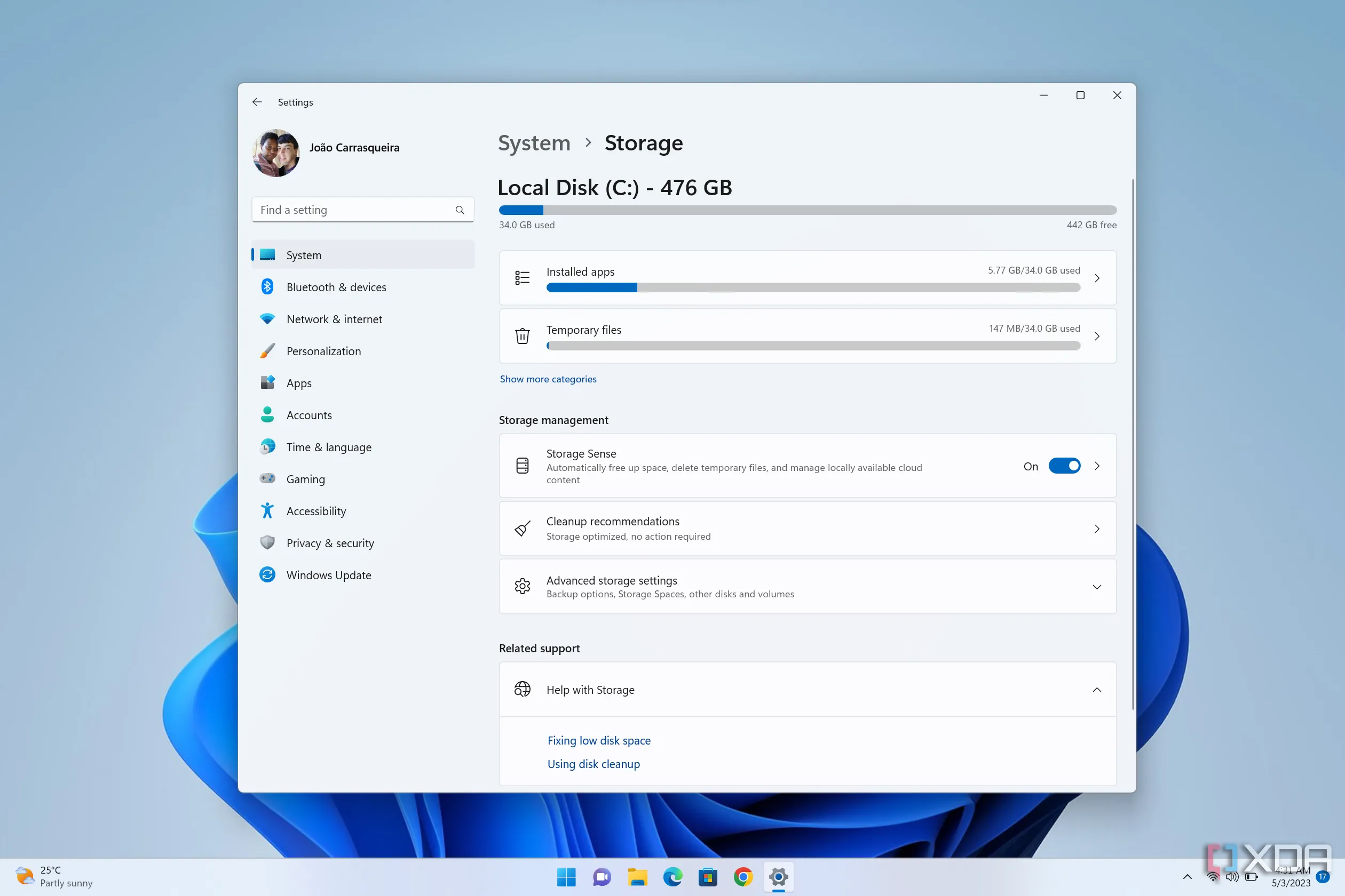Cài đặt lưu trữ trên Windows 11, hiển thị dung lượng trống và cơ hội giải phóng không gian ổ đĩa.
