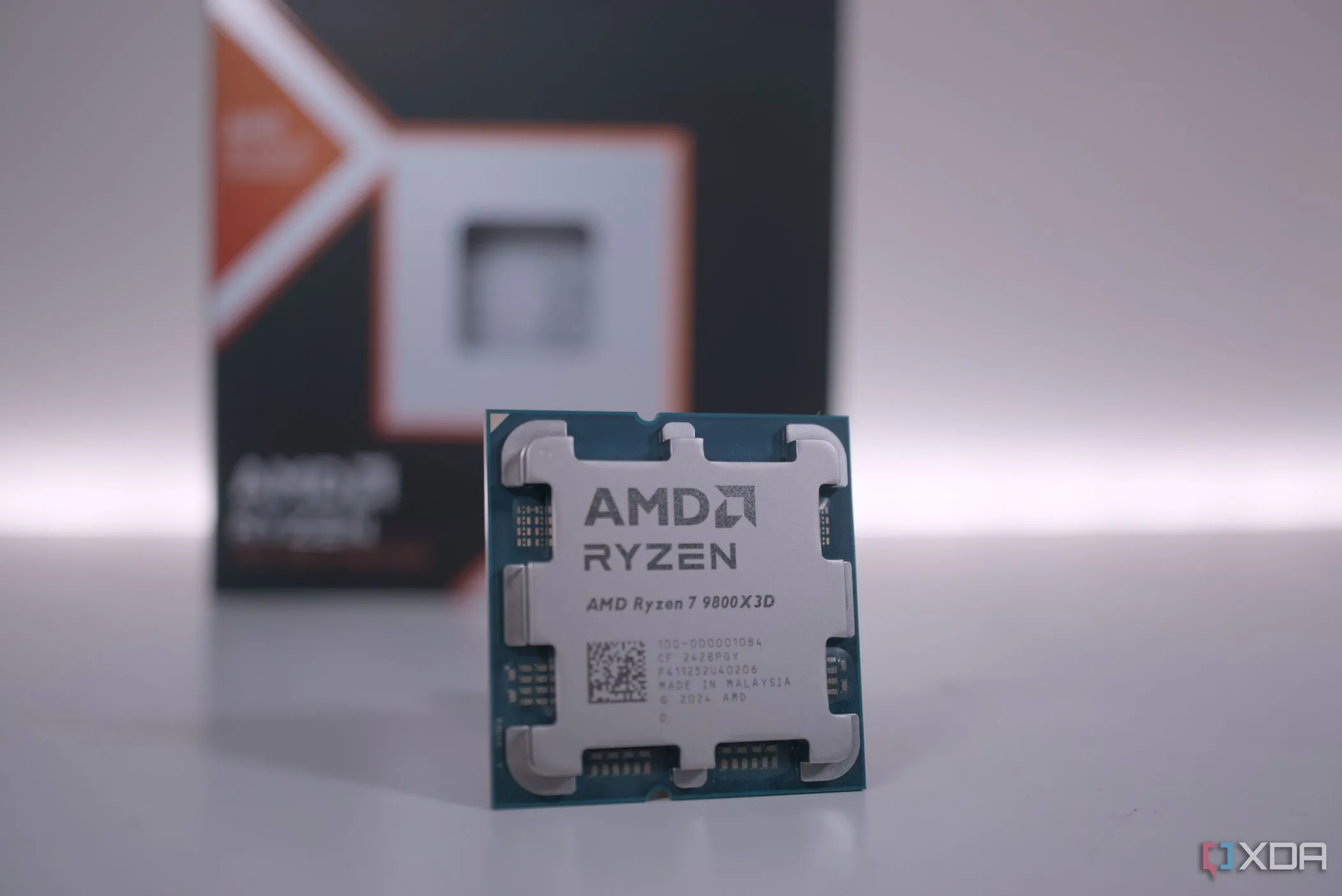 CPU AMD Ryzen 7 9800X3D