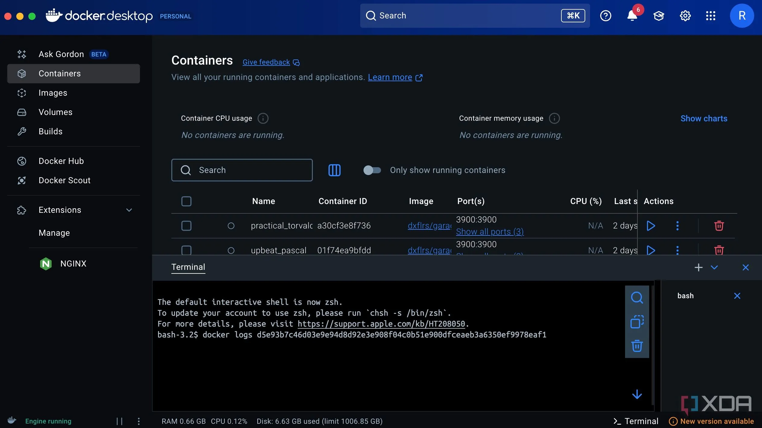 Cửa sổ dòng lệnh hiển thị kết quả của lệnh docker logs [container], giúp người dùng xem nhật ký lỗi để khắc phục sự cố container Docker.