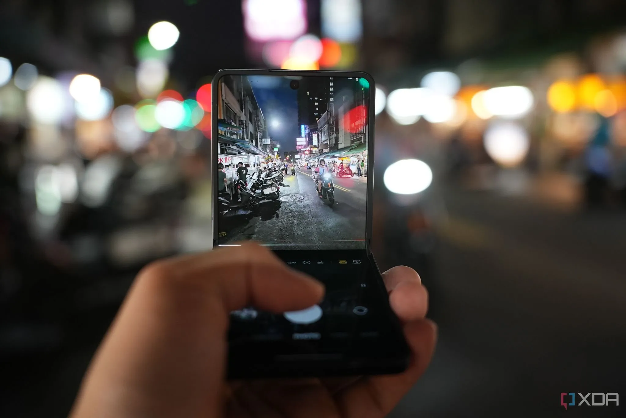 Cụm camera sau Samsung Galaxy Z Flip 7