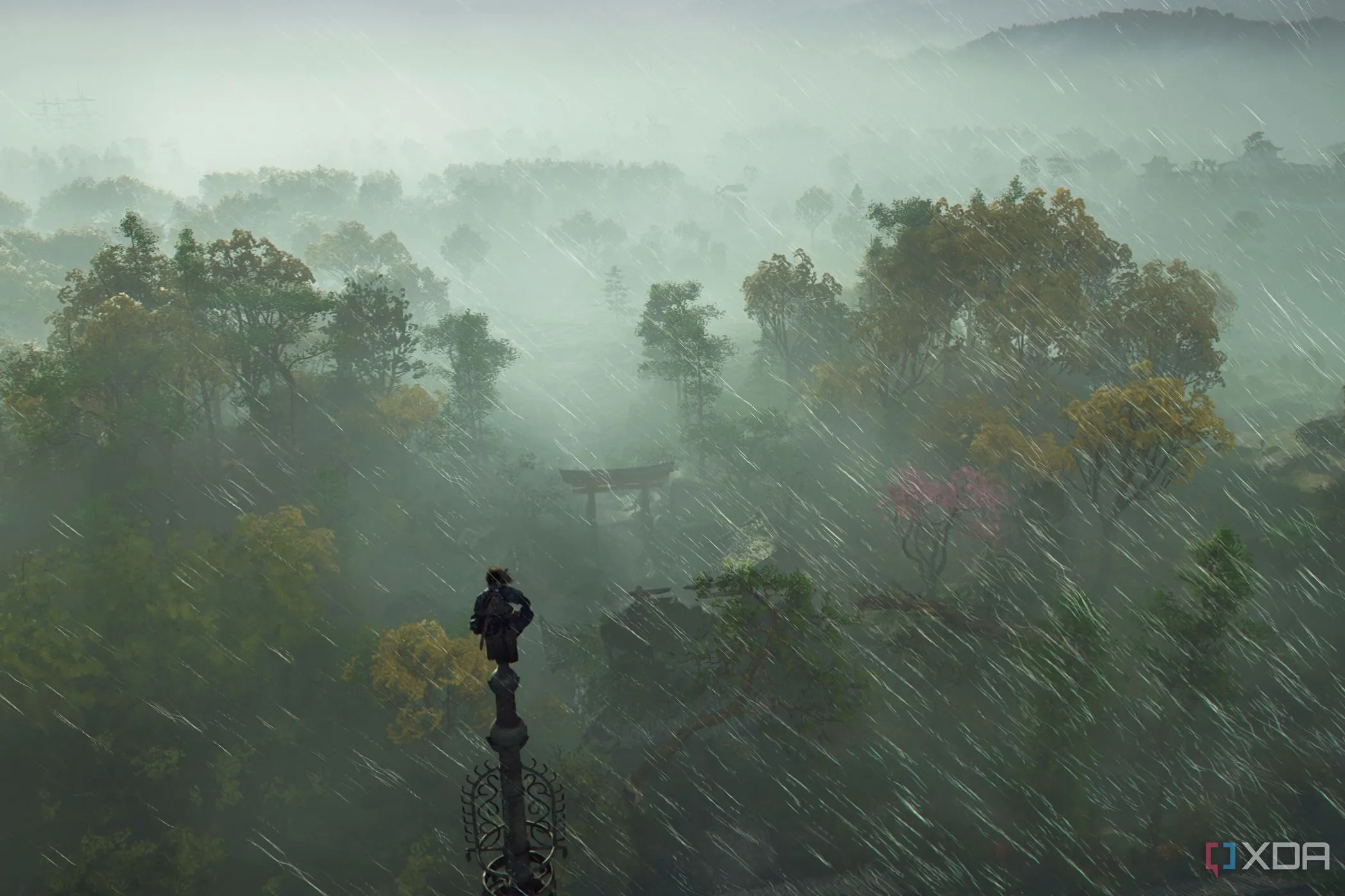 Điểm quan sát (Viewpoint) hùng vĩ trong Assassin's Creed Shadows dưới trời mưa, minh họa cho tầm quan trọng của việc khám phá bản đồ.