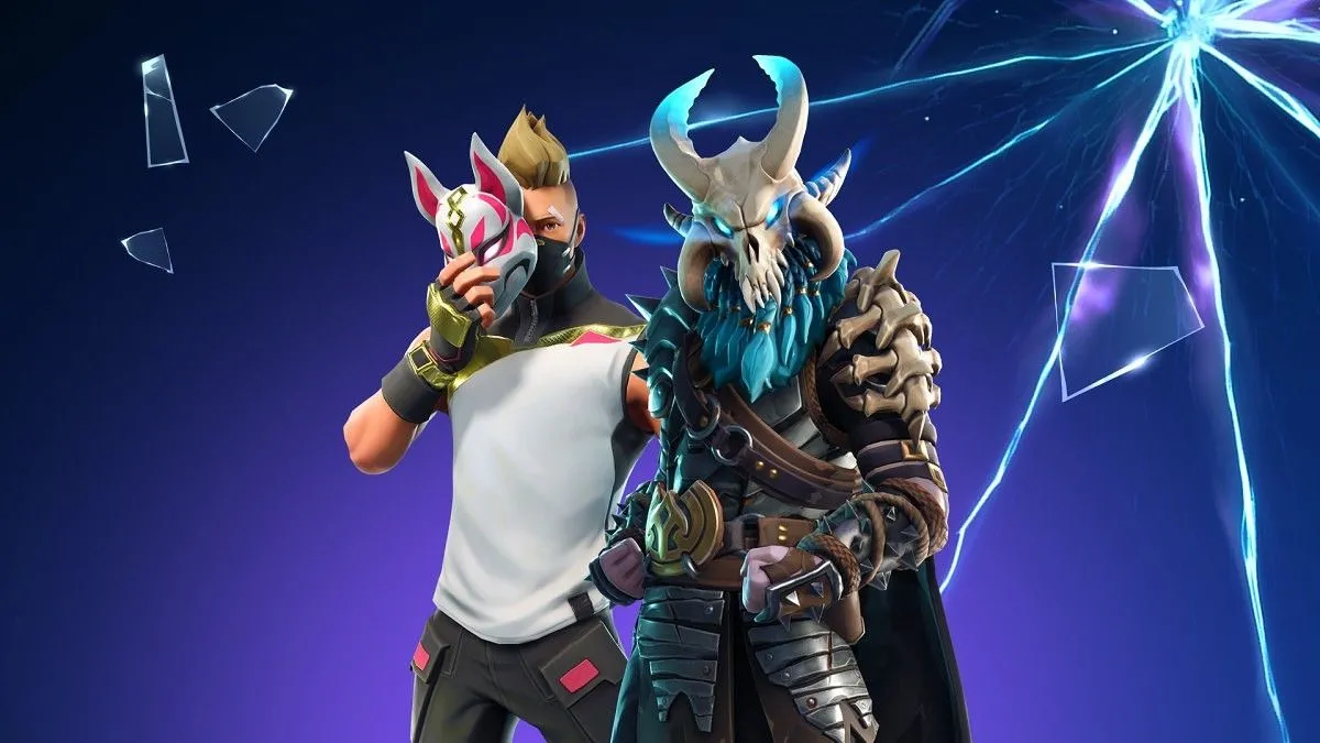 Fortnite Mobile chạy trên Razer Phone và OnePlus 6, biểu tượng cho sự phổ biến của Fortnite trên thiết bị di động.