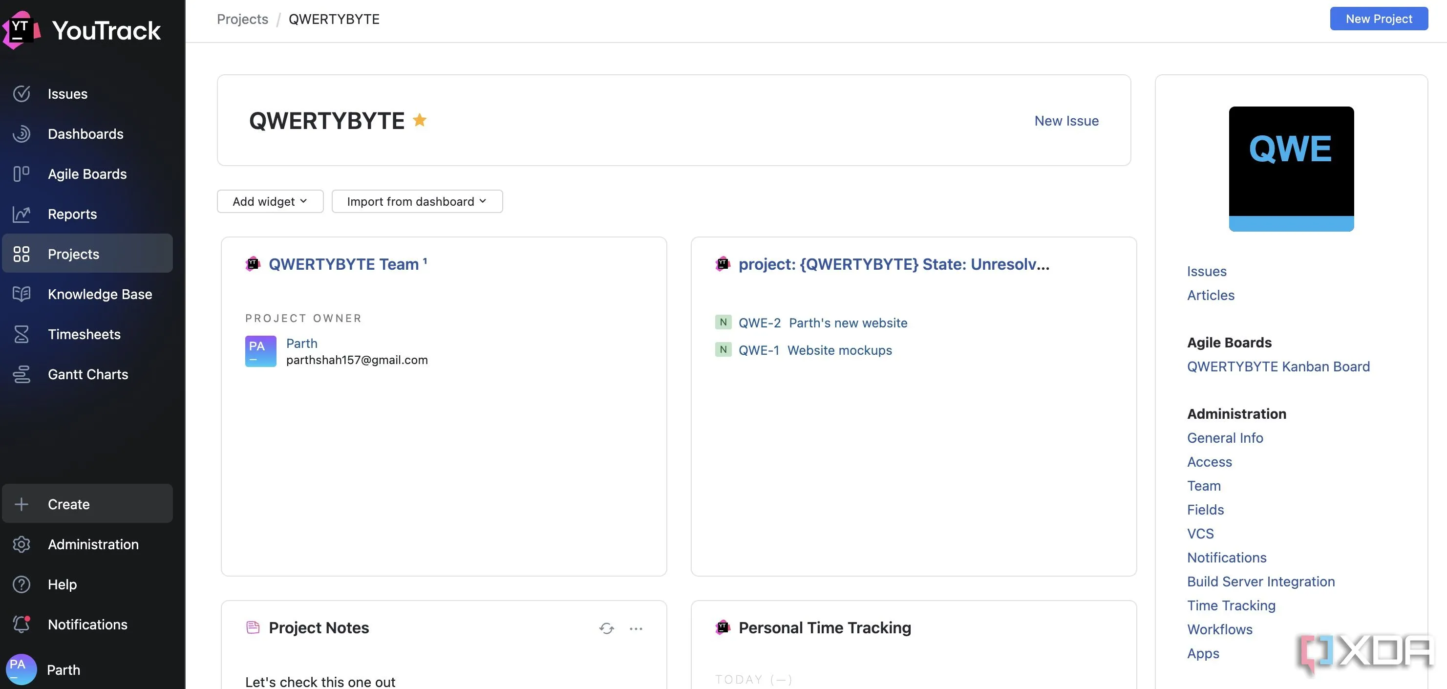 Giao diện bảng điều khiển tùy chỉnh của YouTrack, hiển thị các widget quản lý tác vụ.