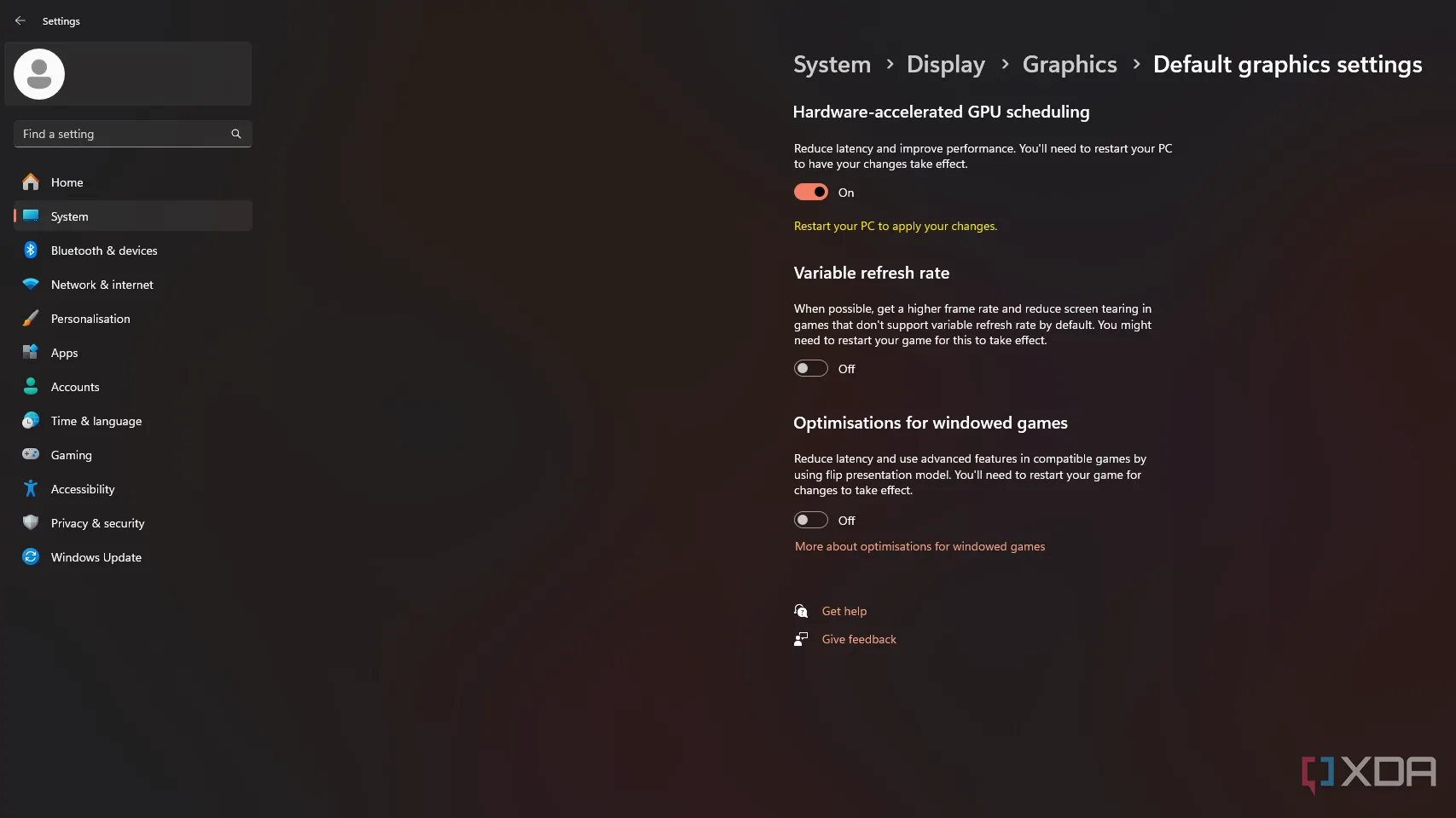 Giao diện bật tính năng Hardware-Accelerated GPU Scheduling (HAGS) trên Windows 11