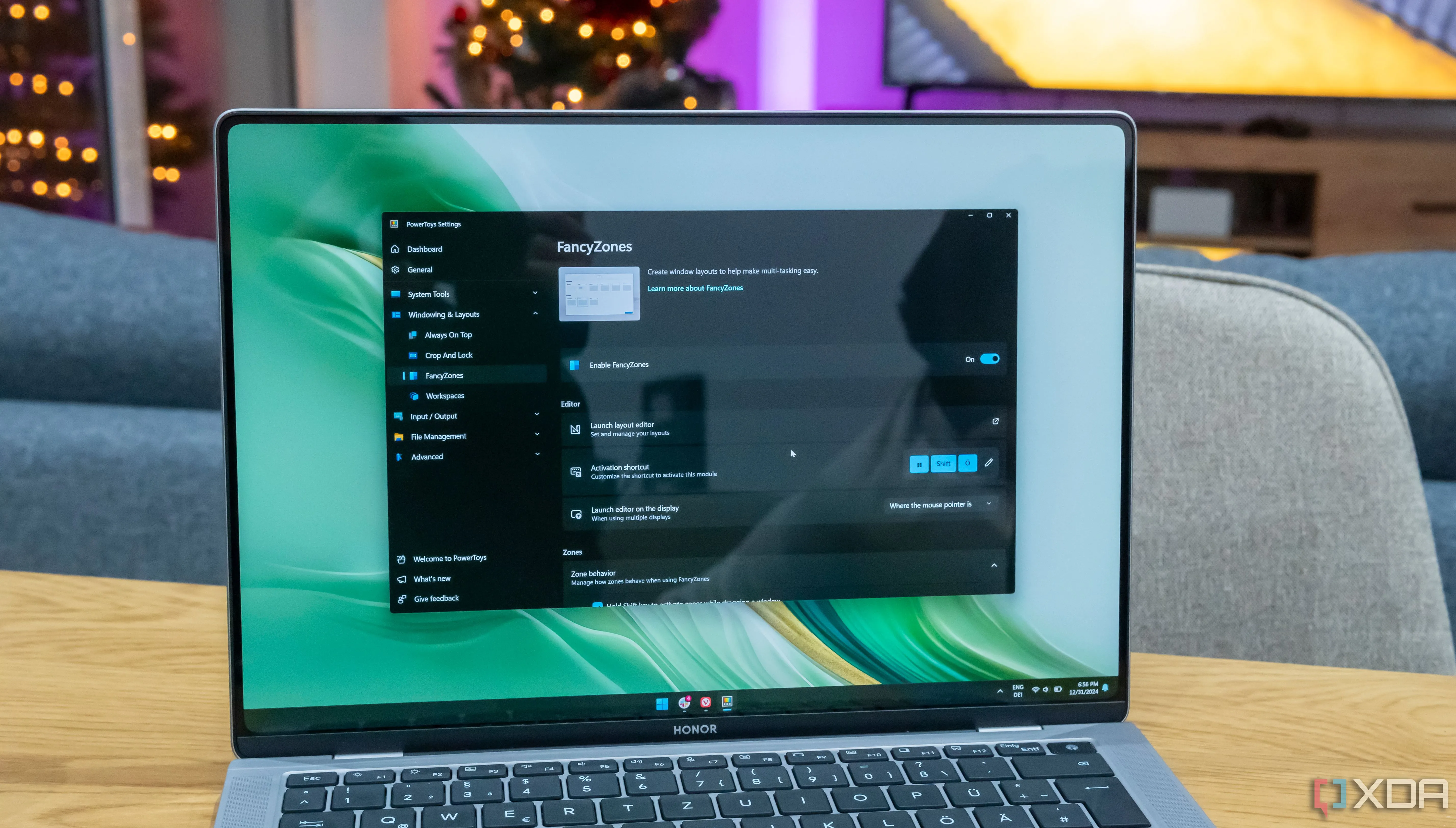 Giao diện cài đặt FancyZones trên laptop Windows 11 với PowerToys