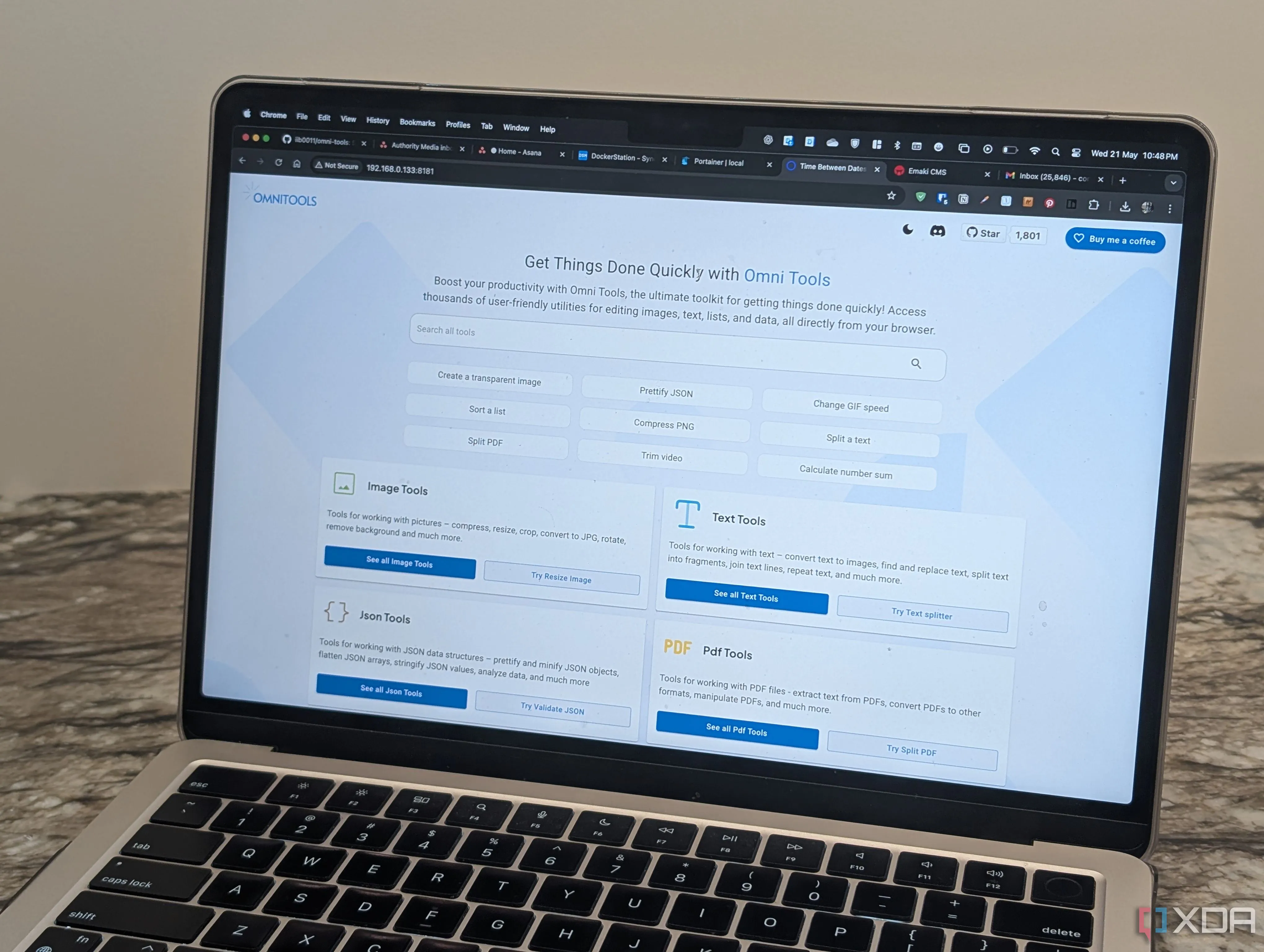 Giao diện Omni Tools chạy trên máy tính, minh họa các công cụ đa năng tự host