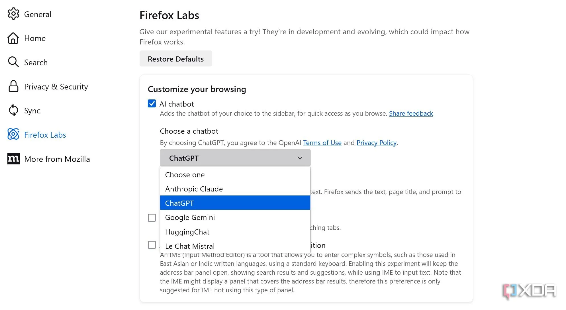 Giao diện tích hợp chatbot AI tùy chọn trên thanh bên của Firefox
