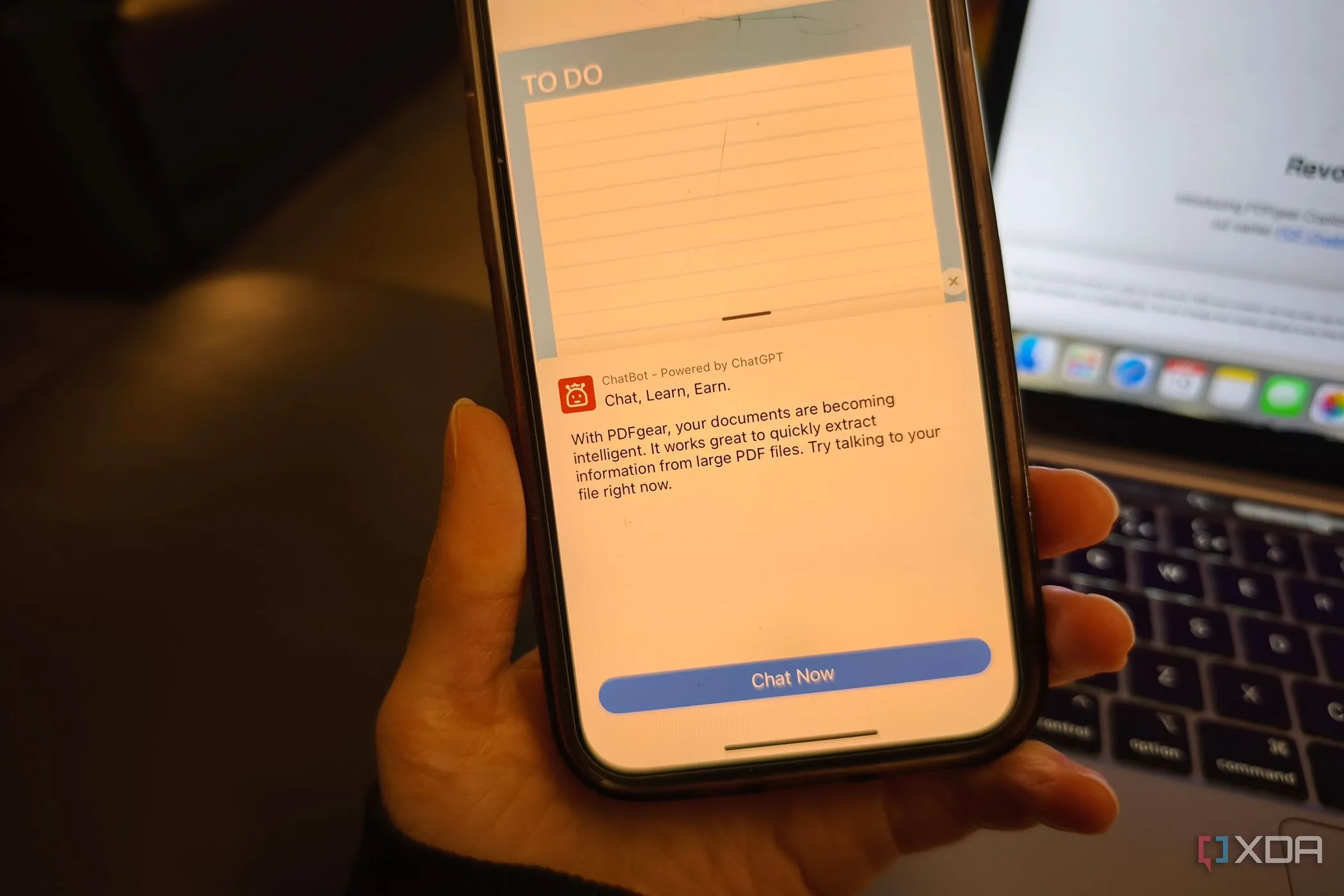 Giao diện tính năng chatbot AI của PDFgear, thể hiện khả năng tương tác thông minh với tài liệu PDF.