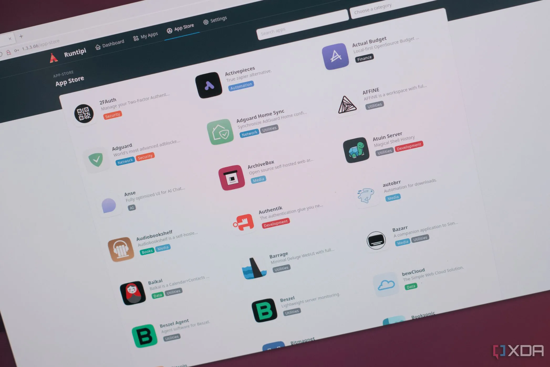 Giao diện Tipi App Store trên Ubuntu, công cụ quản lý container Docker tự host