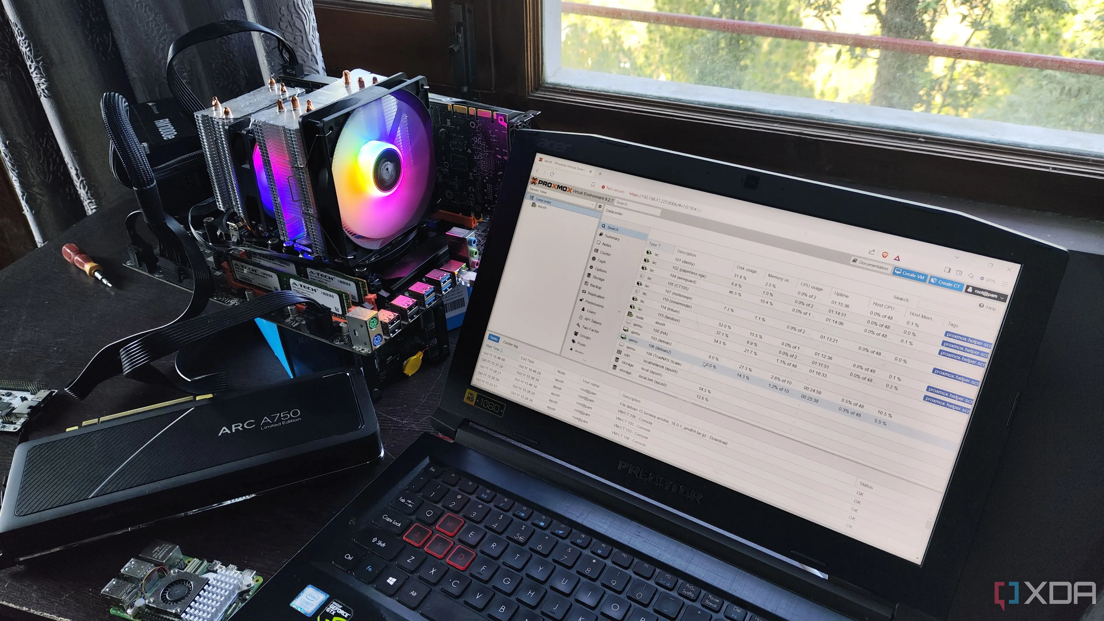 Hệ thống phòng lab tại nhà (home lab), tượng trưng cho môi trường cần được bảo mật cẩn thận và áp dụng các nguyên tắc vệ sinh bảo mật máy tính.