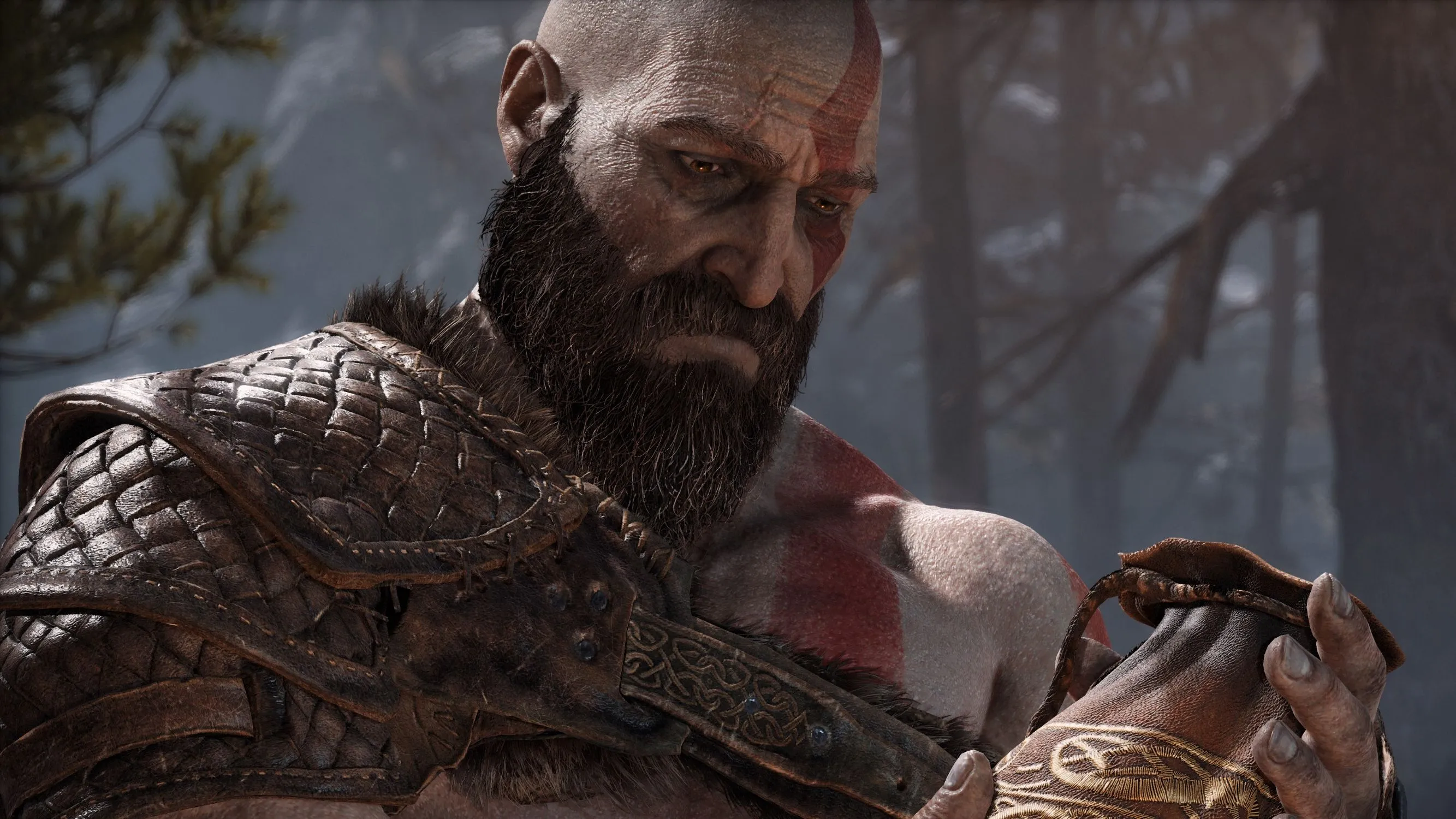 Kratos từ God of War, vị thần Hy Lạp với làn da trắng, hình xăm đỏ và râu rậm, nhìn mệt mỏi vào một túi da anh đang cầm, biểu tượng của thử thách game