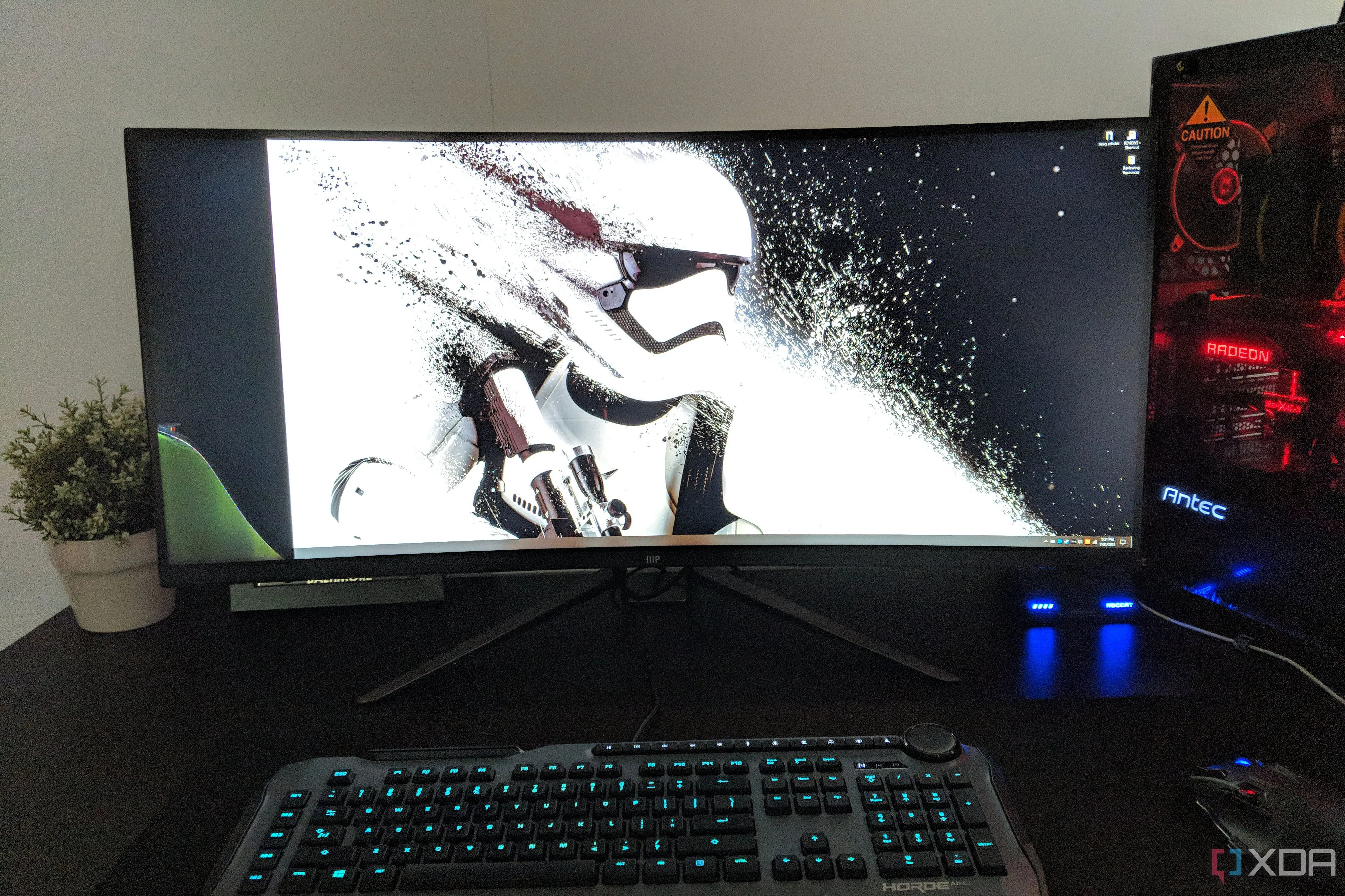 Image default