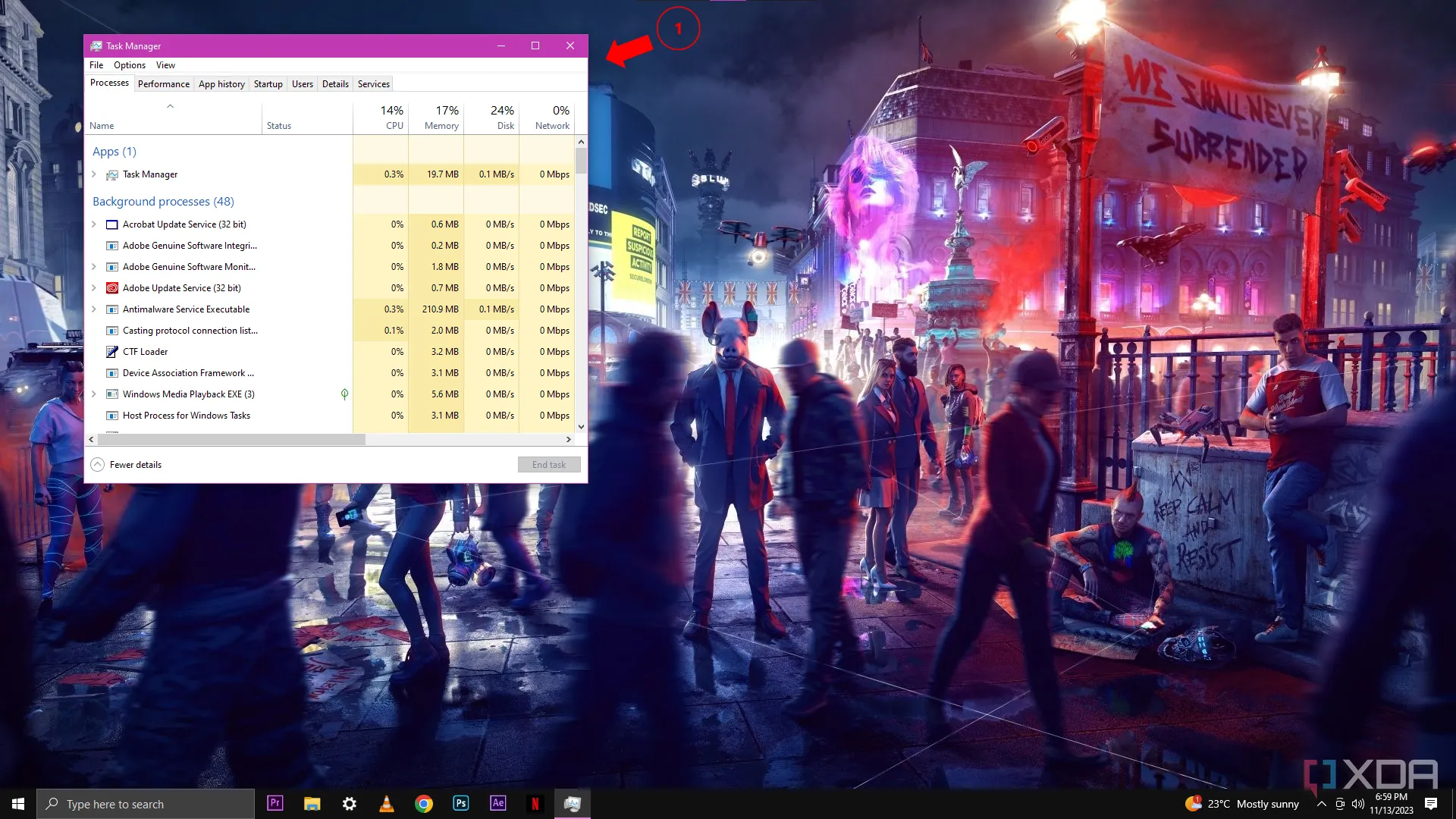 Màn hình desktop Windows 10 với Task Manager mở ở tab Processes, hiển thị các tiến trình nền để người dùng quản lý tài nguyên hệ thống.