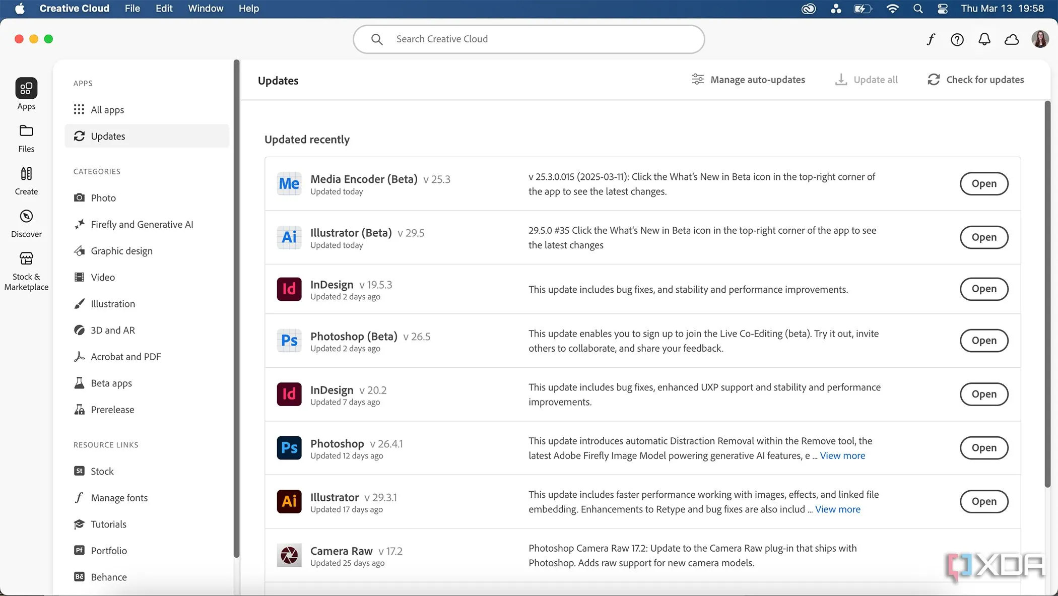 Màn hình hiển thị thông báo cập nhật của Adobe Creative Cloud, gây ra các hoạt động ngầm không mong muốn