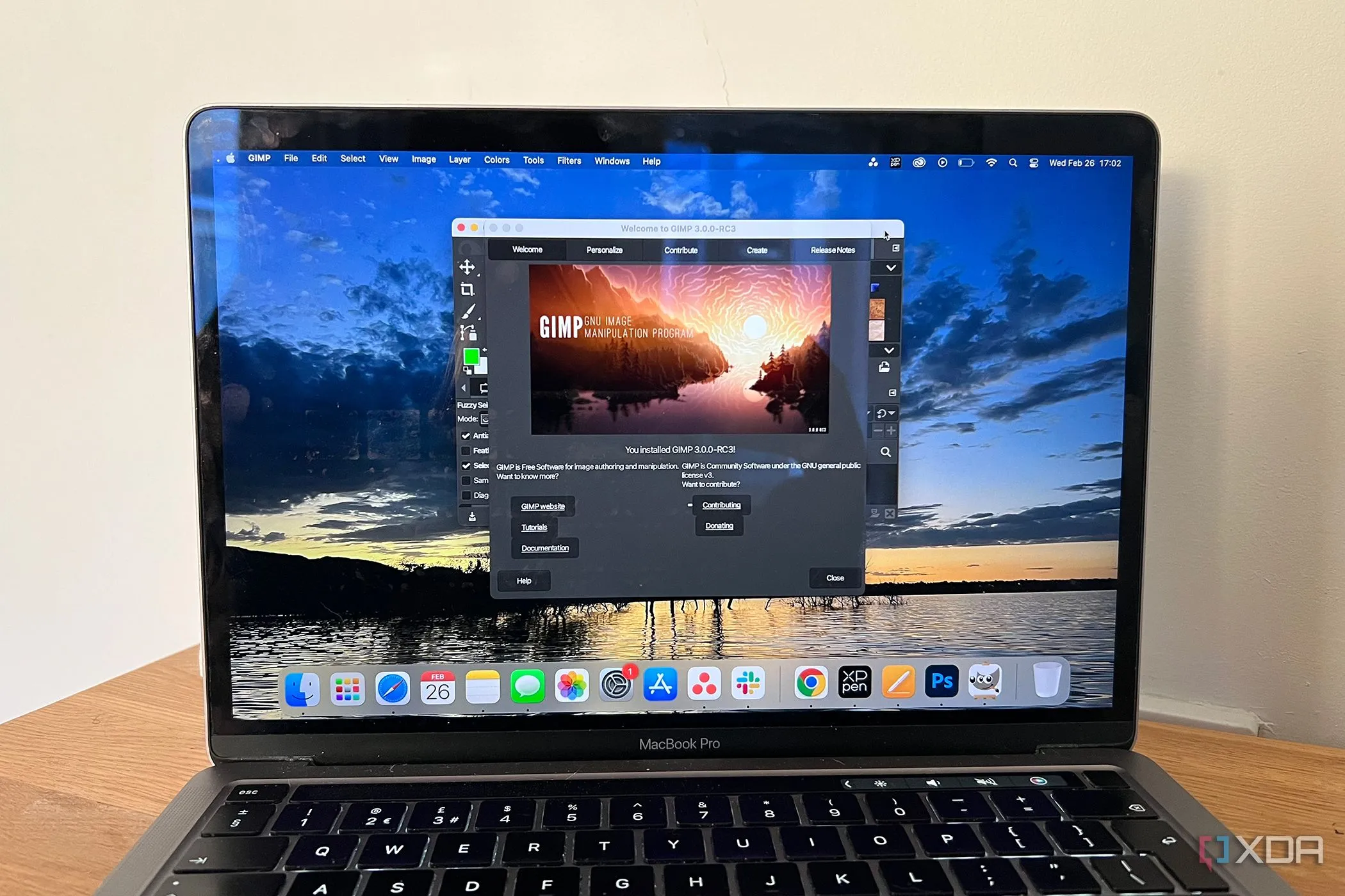 Màn hình khởi động GIMP 3.0 trên Macbook thể hiện tính linh hoạt đa cửa sổ