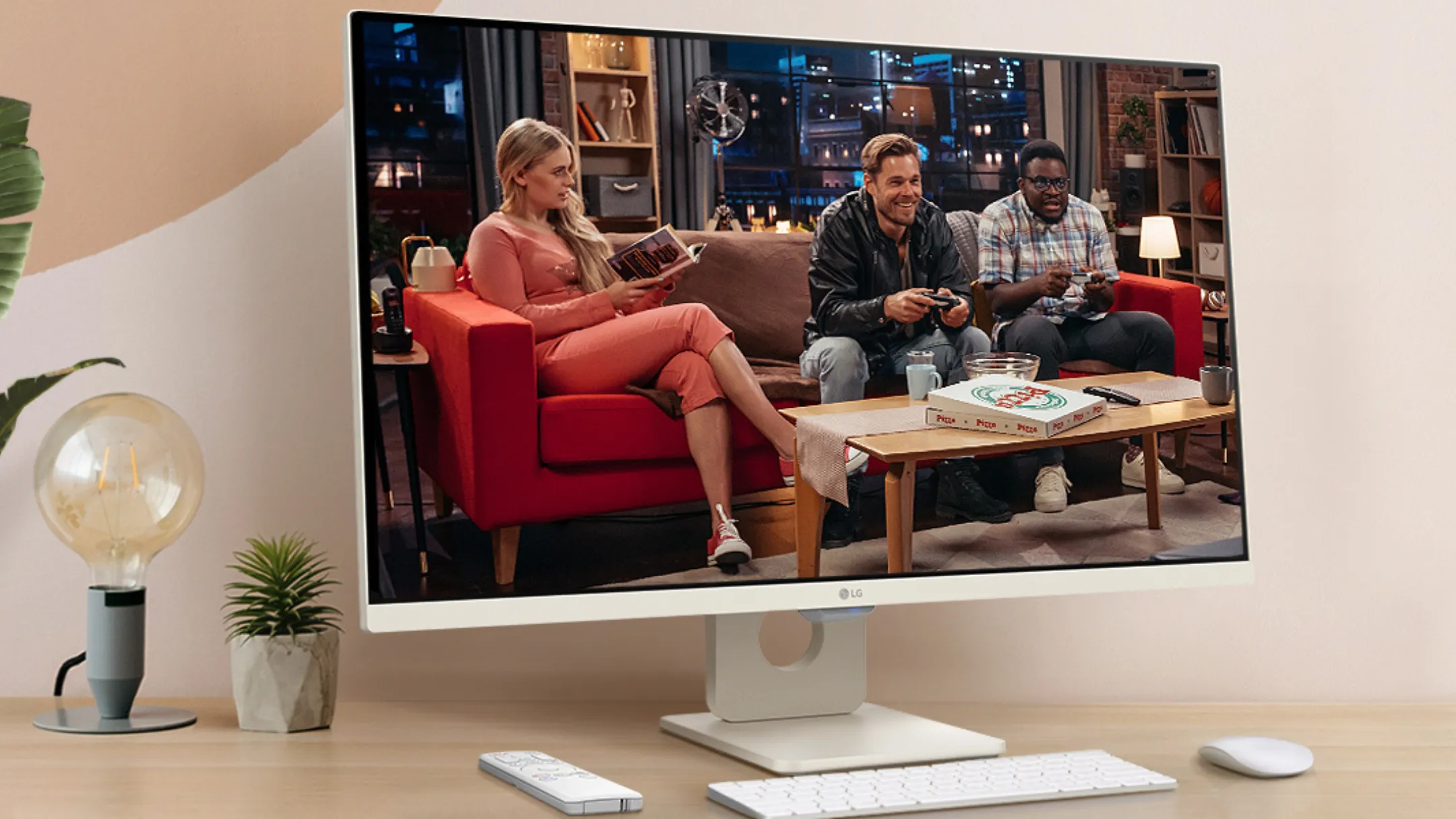 Màn hình LG MyView Smart Monitor 27SR50F-W trên bàn làm việc, thể hiện tính đa năng