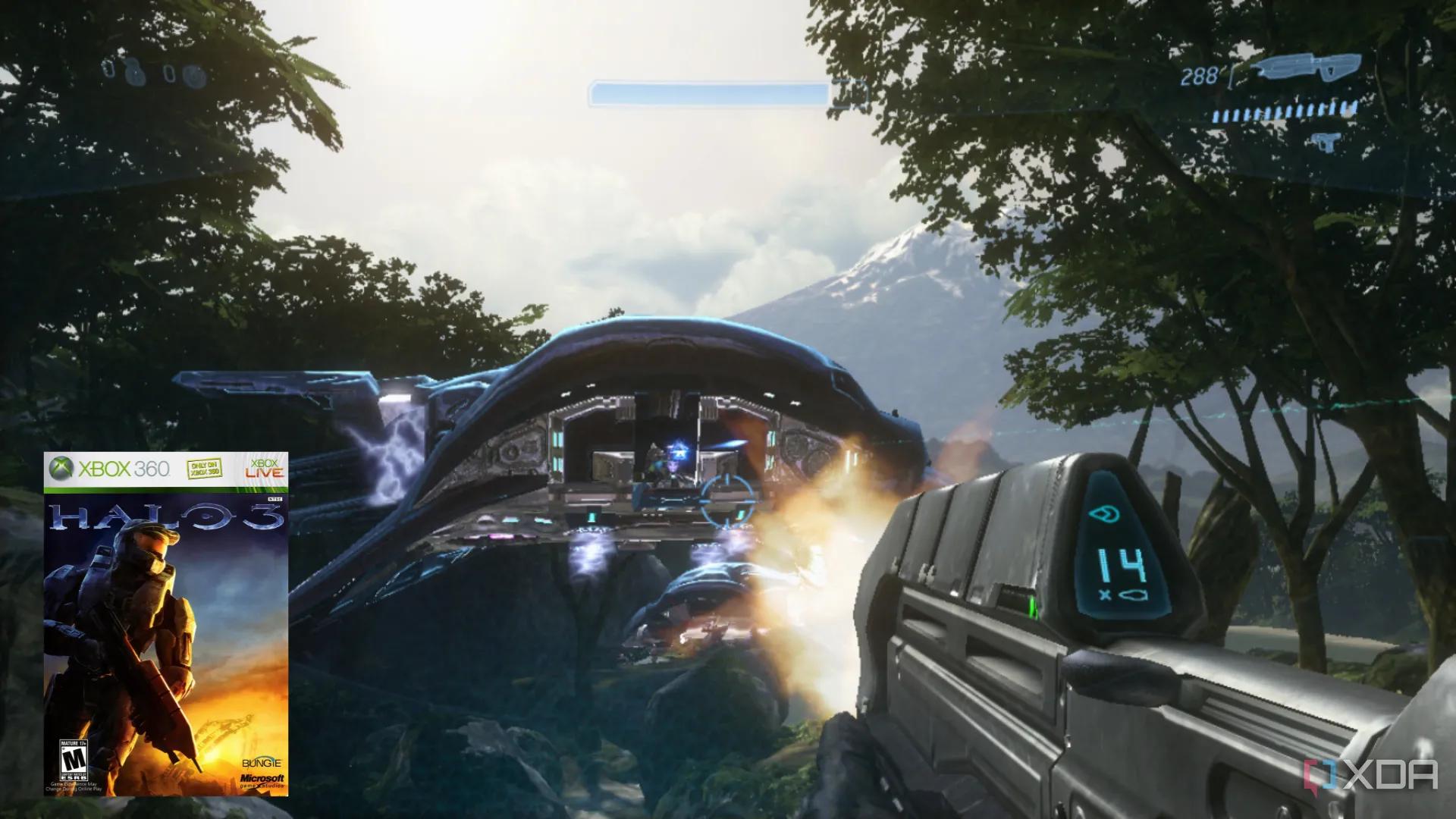 Master Chief chống lại kẻ thù ngoài hành tinh trong game Halo 3