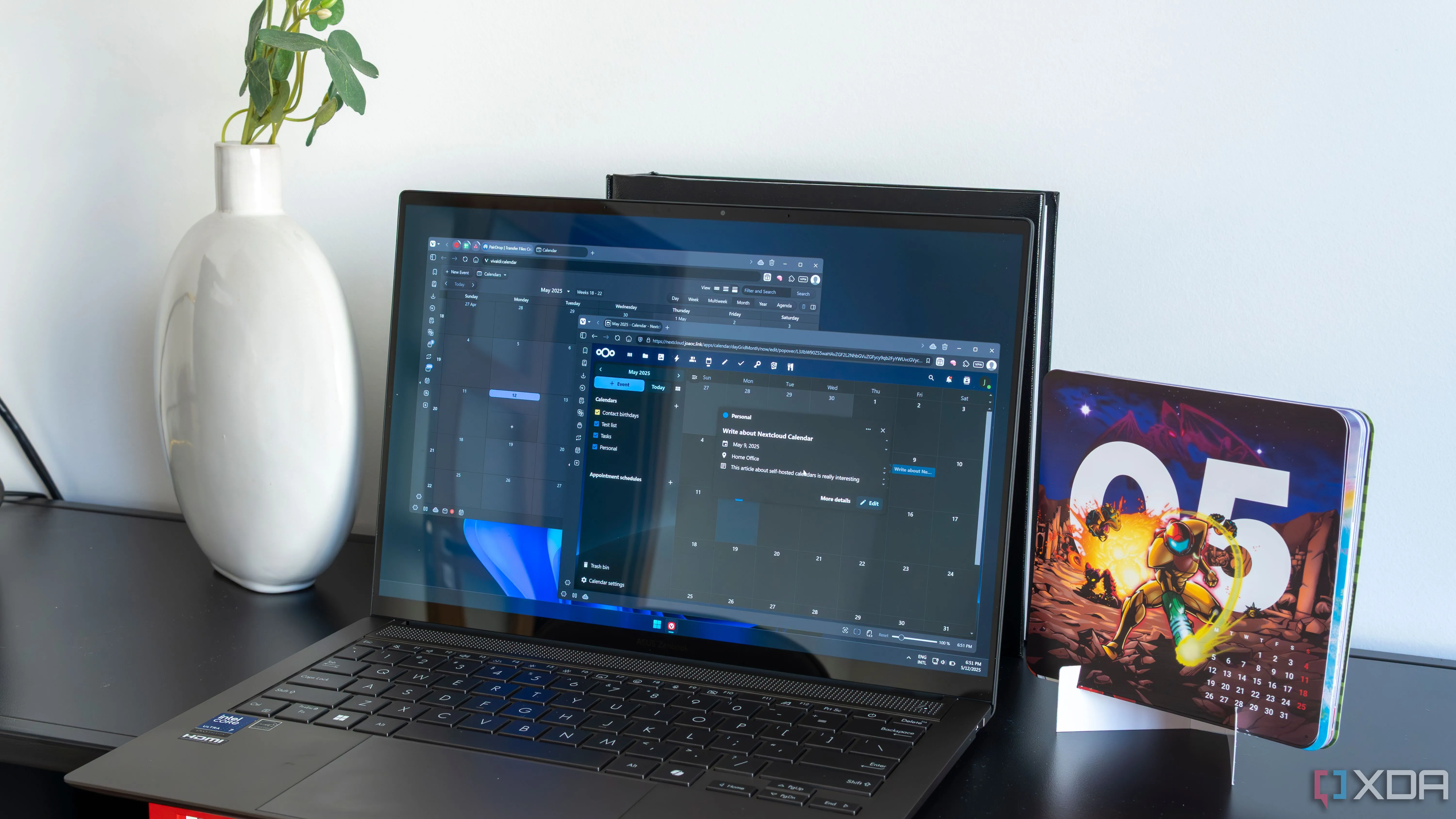 Máy tính xách tay hiển thị lịch Nextcloud và Vivaldi, ví dụ về giải pháp tự host