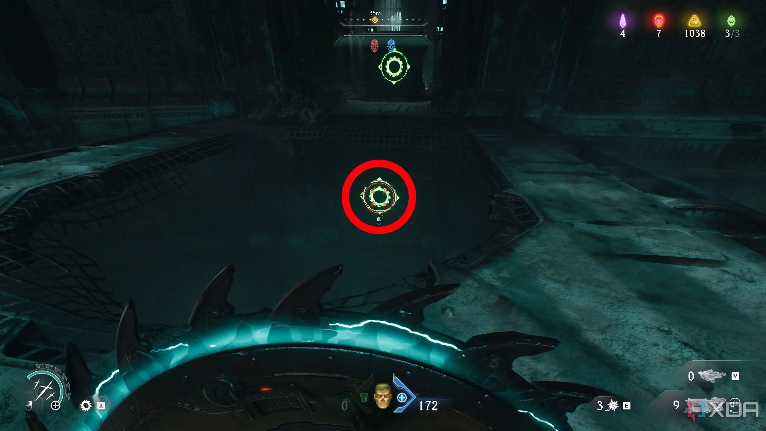 Một vòng tròn làm nổi bật biểu tượng Shield Charge phía dưới trong số hai biểu tượng trong chương 19 Doom: The Dark Ages.