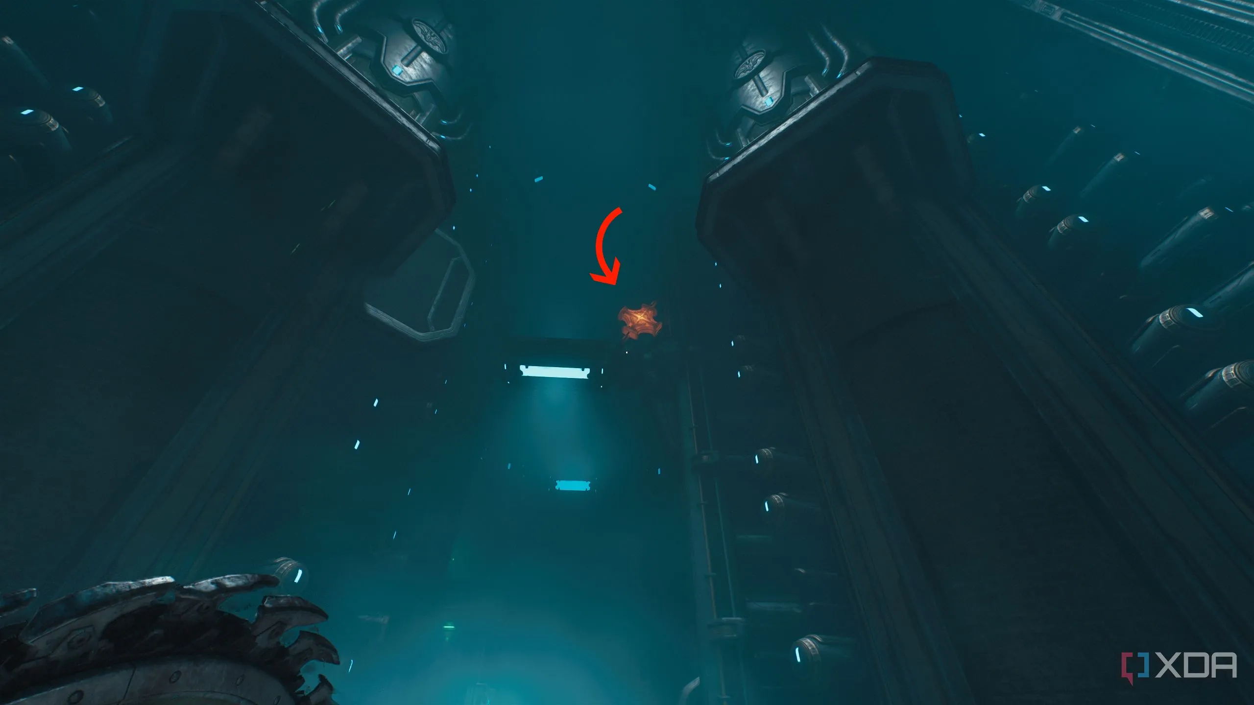 Mũi tên chỉ thánh giá kim loại trên cao trong Doom The Dark Ages
