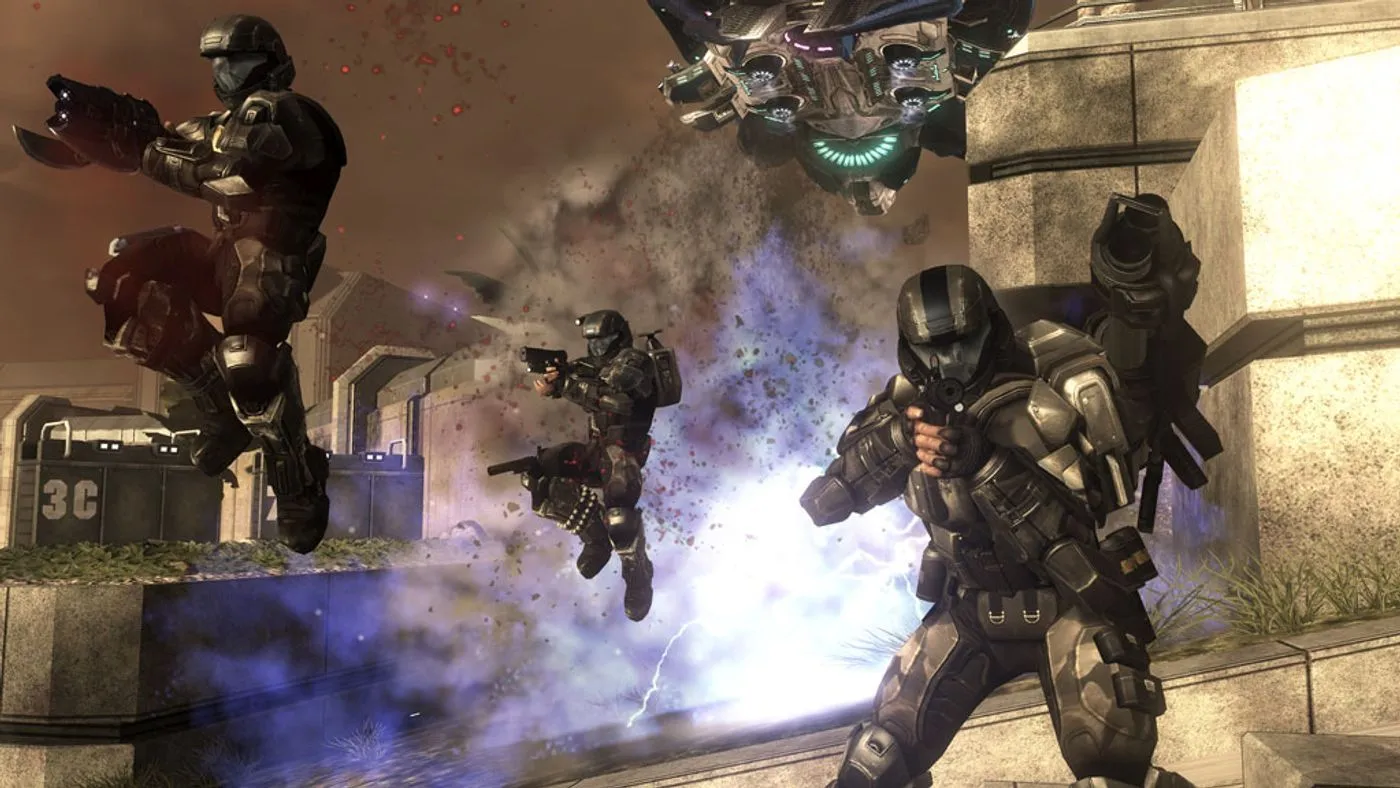 Nhân vật ODST tham gia trận chiến Firefight trong Halo 3: ODST, thể hiện lối chơi độc đáo