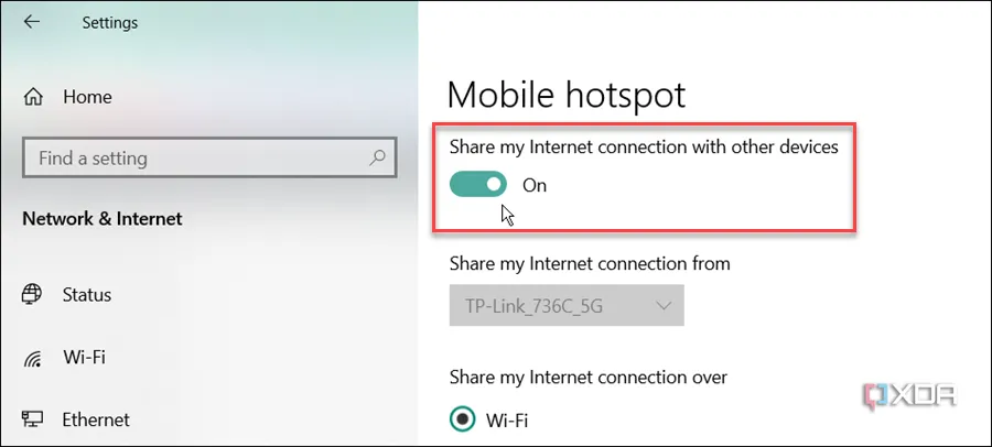 Nút bật/tắt &quot;Chia sẻ kết nối Internet của tôi với các thiết bị khác&quot; được bật trên Windows 10