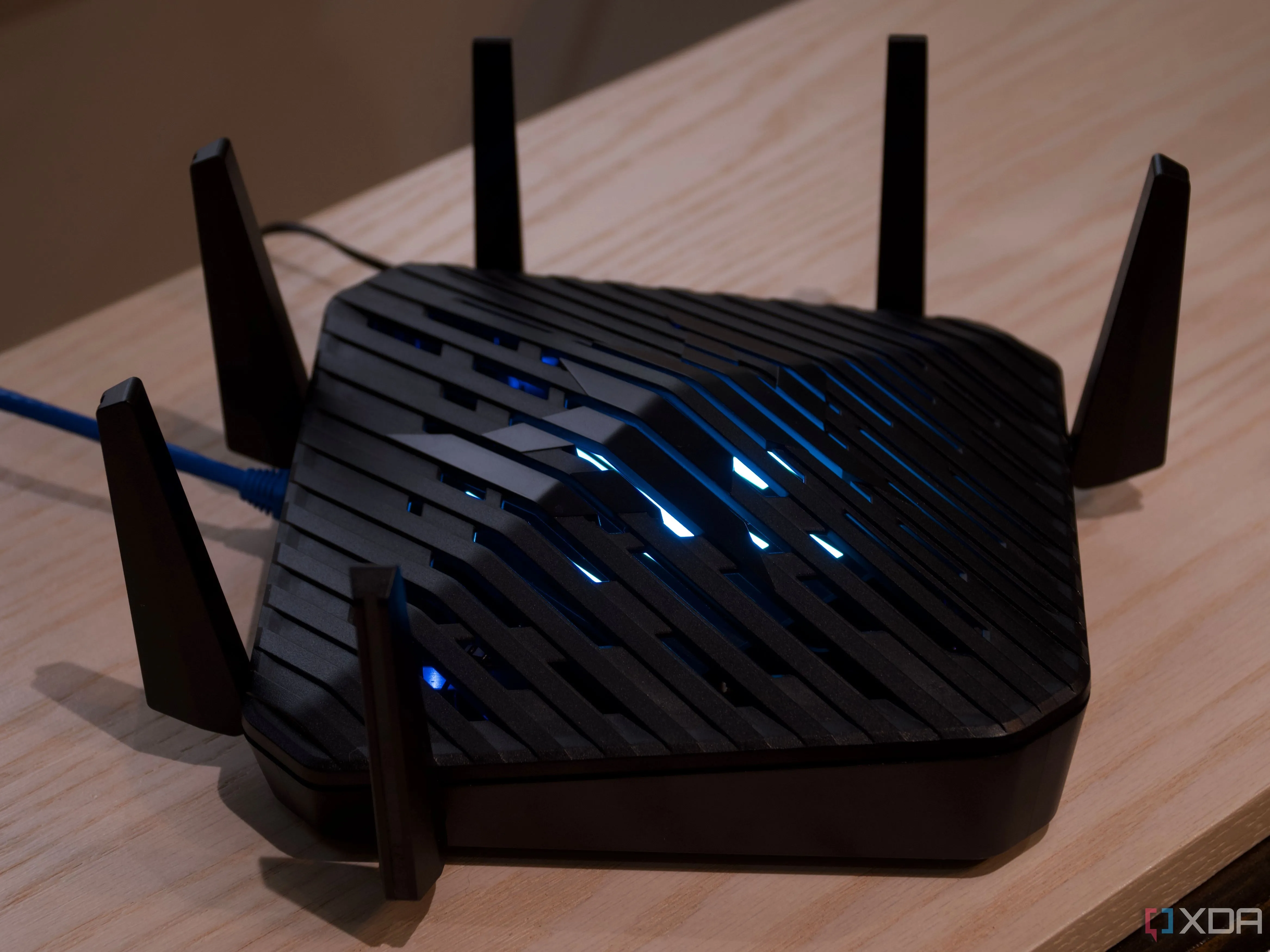 Router Acer Predator Connect W6, minh họa cho các thiết bị cần cập nhật firmware định kỳ để tăng cường bảo mật