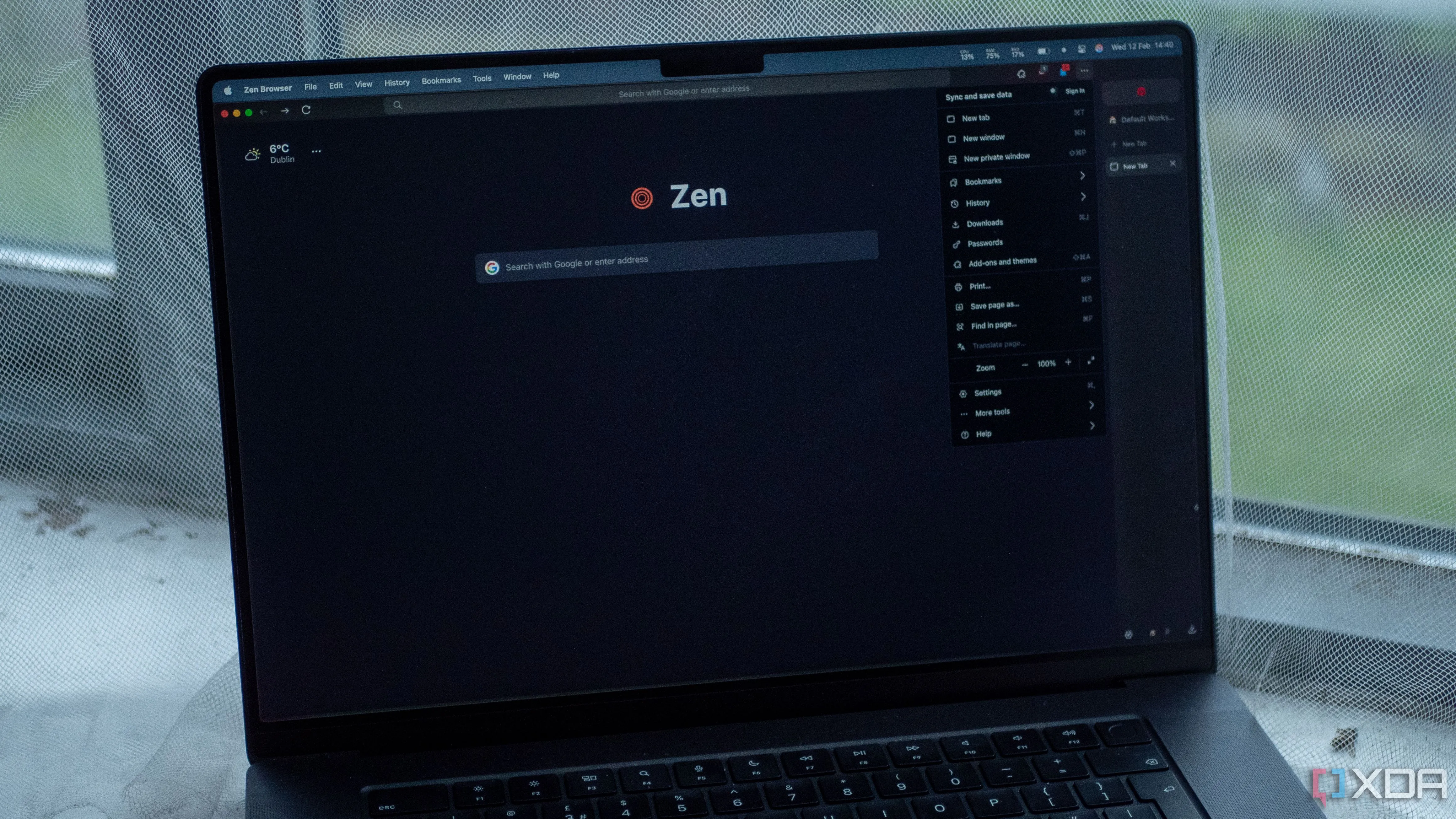 Trình duyệt Zen đang chạy trên MacBook Pro